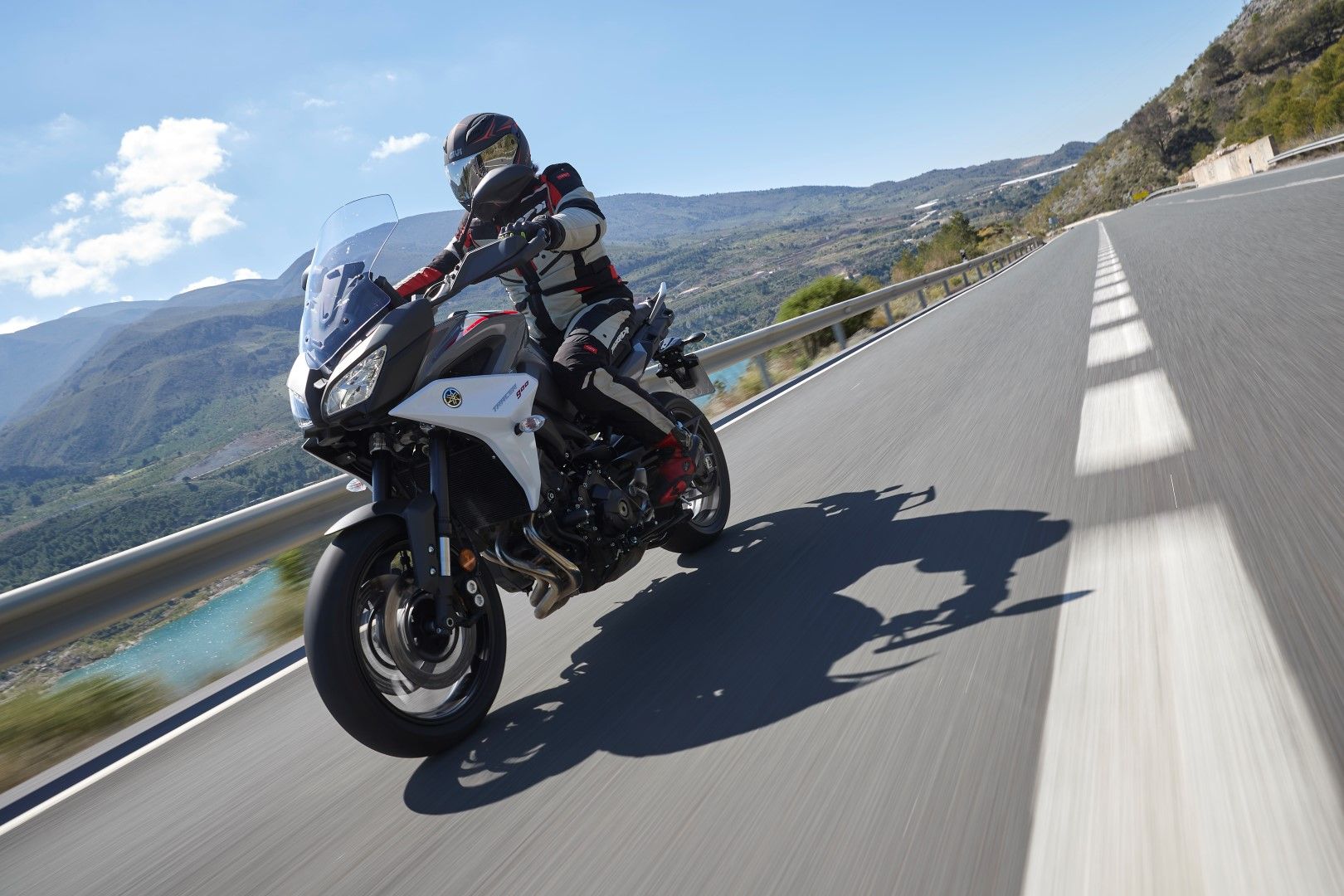 Yamaha Tracer 900, prueba, ficha técnica y primeras impresiones