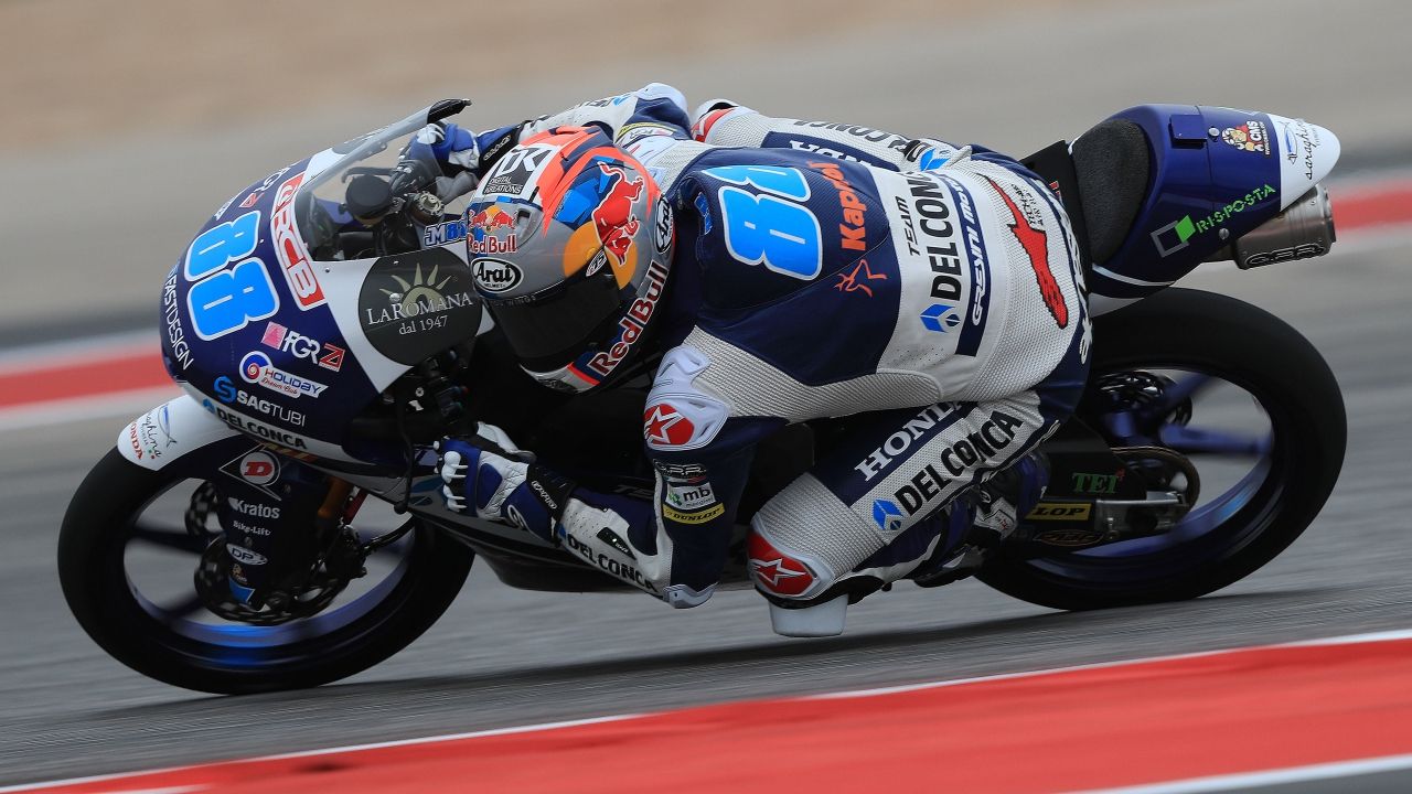 Jorge Martín se exhibe en Austin y recupera el liderato de Moto3 2018