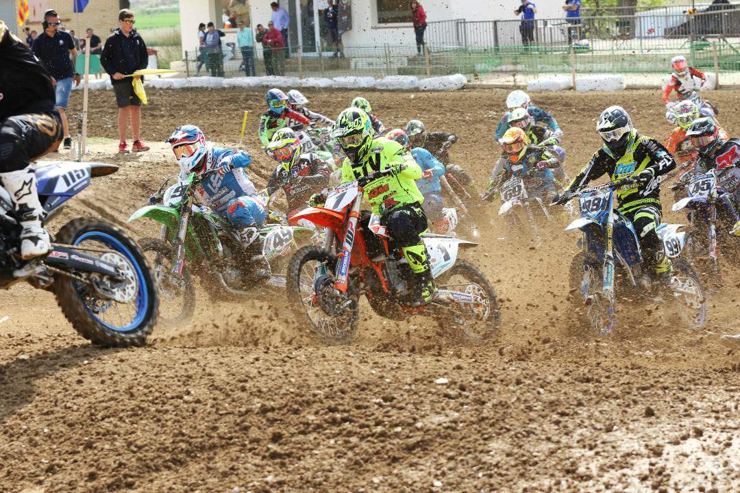 Doblete para José Antonio Butrón (MX1) e Iker Larrañaga (MX2) en el Nacional de MX en Bellpuig