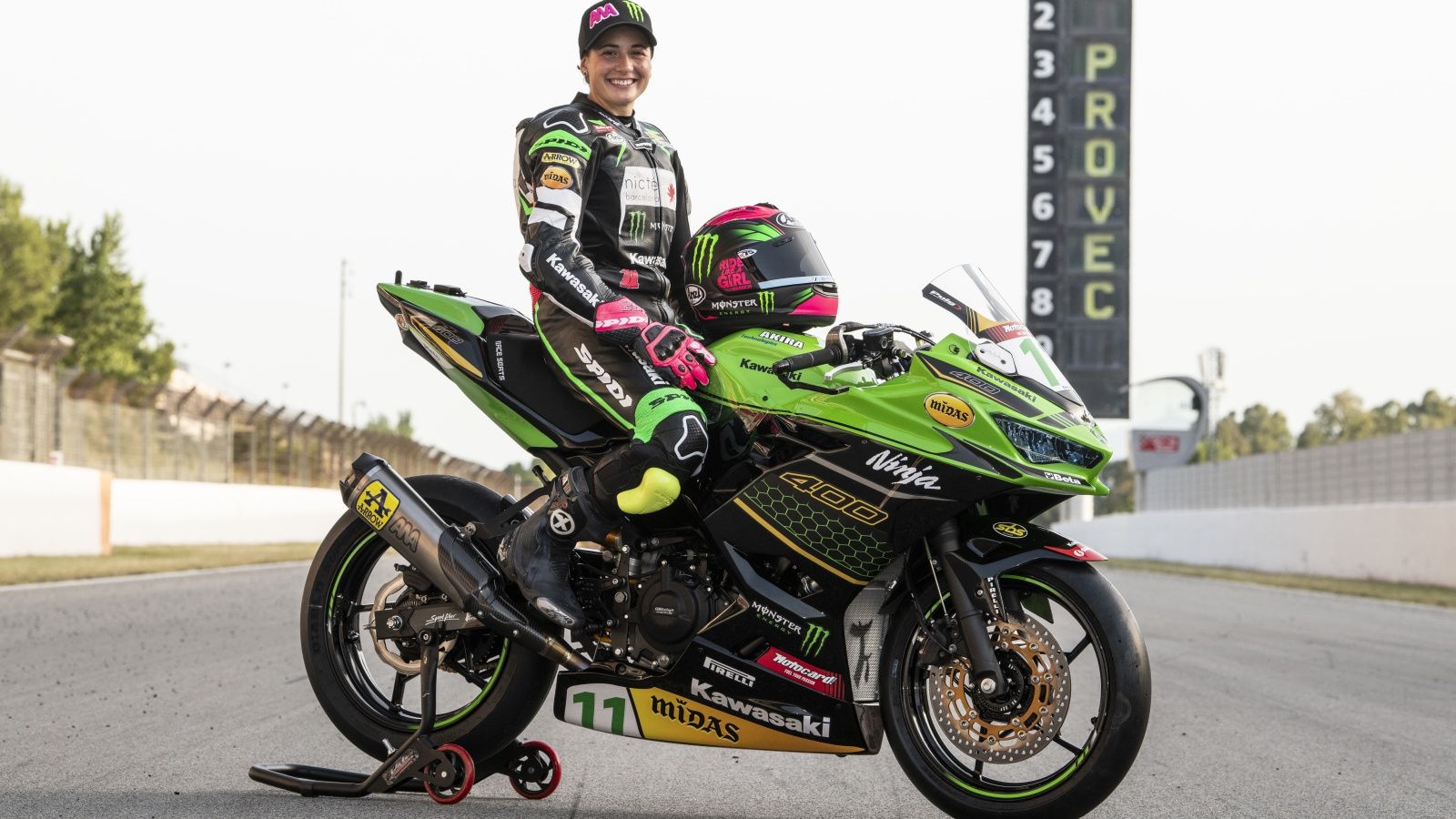 Kawasaki Ninja 400 2020 Ana Carrasco