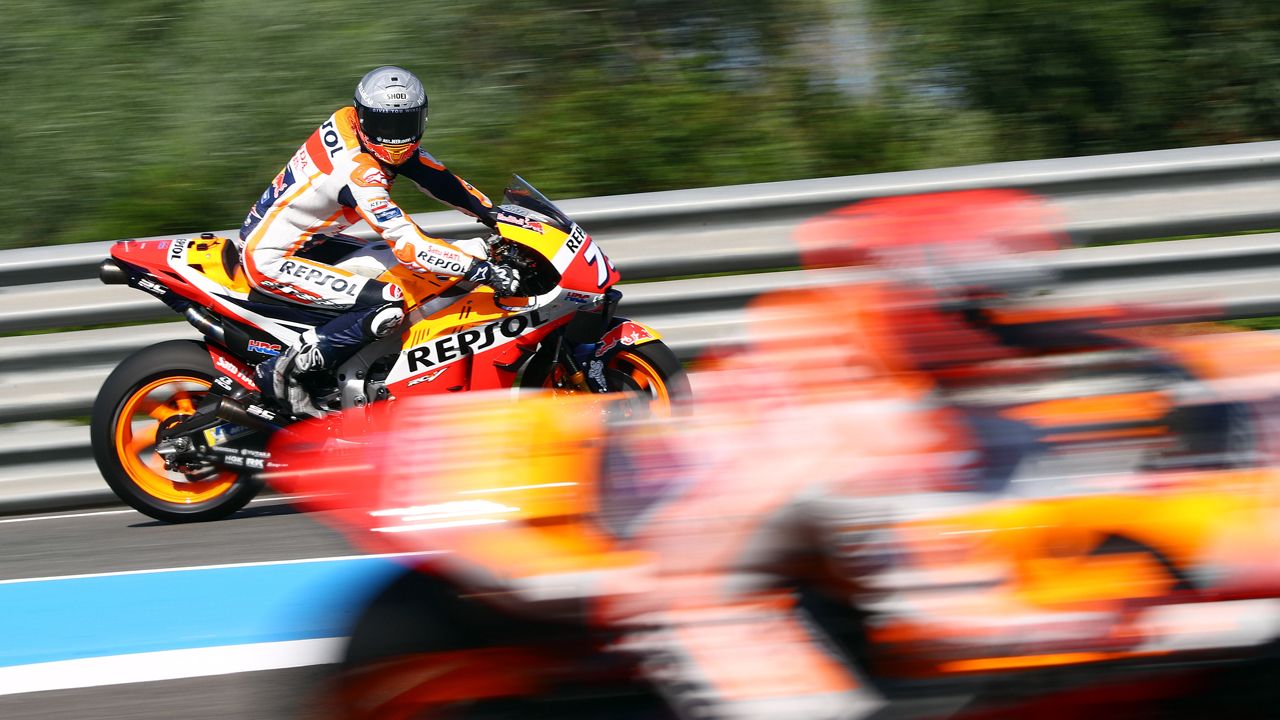 Álex Márquez: “Para que Marc esté tranquilo se tiene que probar”