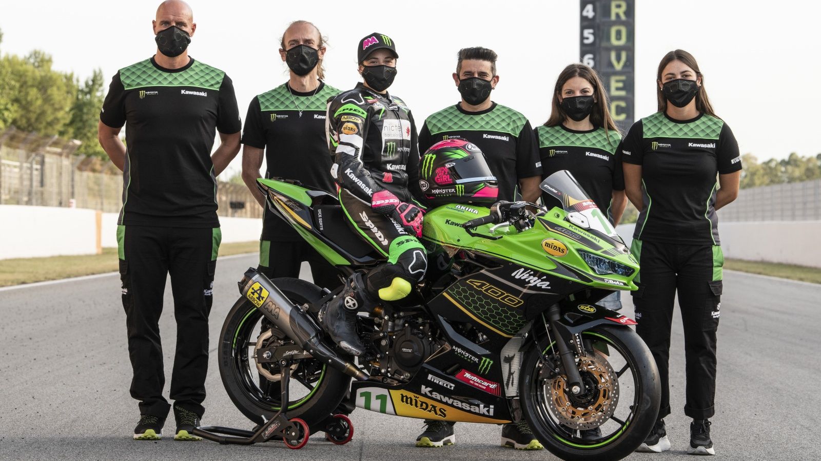 Kawasaki Ninja 400 2020 Ana Carrasco