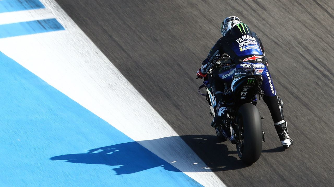 Viñales y Rossi mandan el viernes y Márquez descansa hasta el sábado