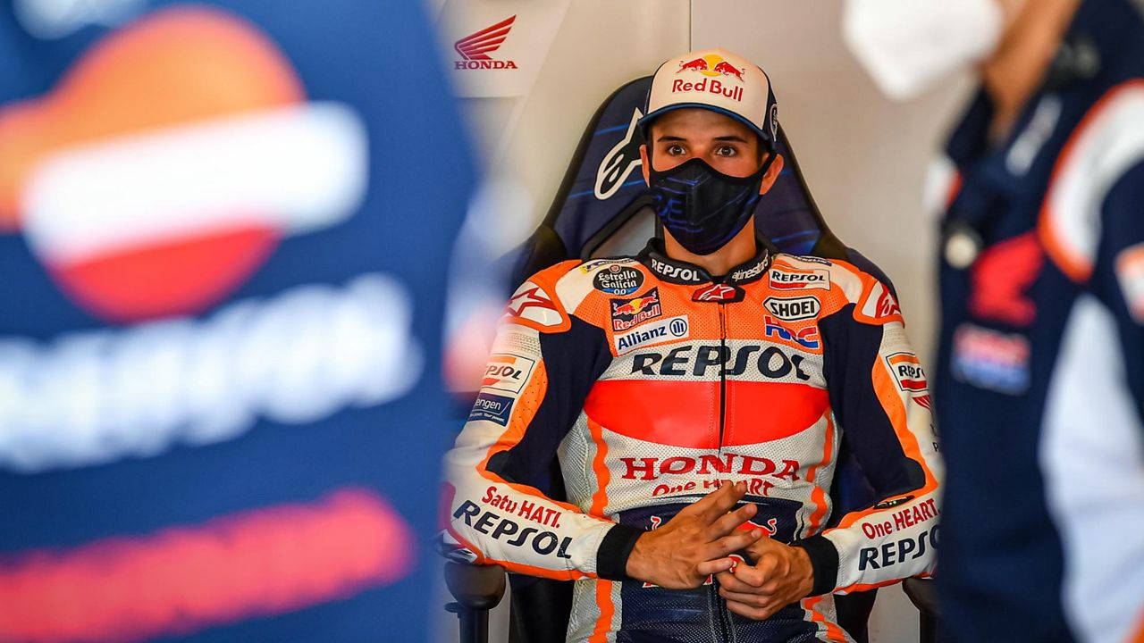 Álex Márquez: “Suena extraño lo de Marc, pero puede pasar en cualquier casa”