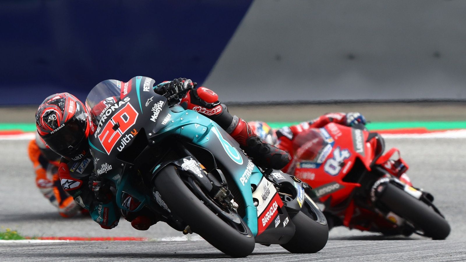 Fabio Quartararo y Andrea Dovizioso en el GP de Austria del pasado 2019 (Foto: Gold & Goose).