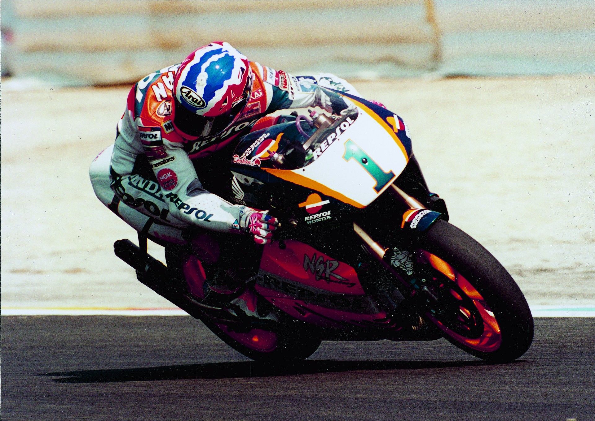 Mick Doohan siempre se quejó de la gasolina sin plomo.