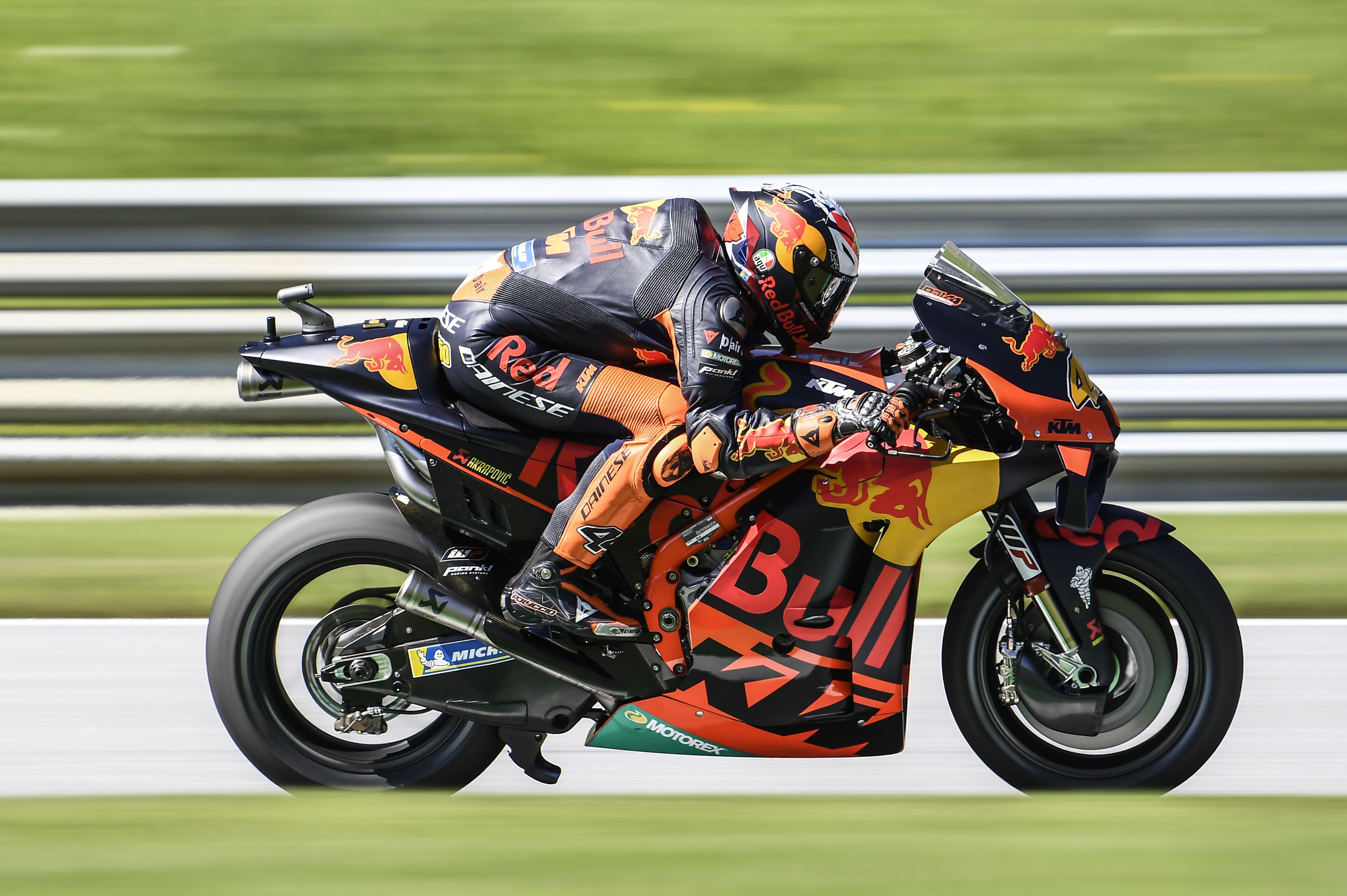 Pol Espargaró ha terminado el viernes con el mejor tiempo del día.