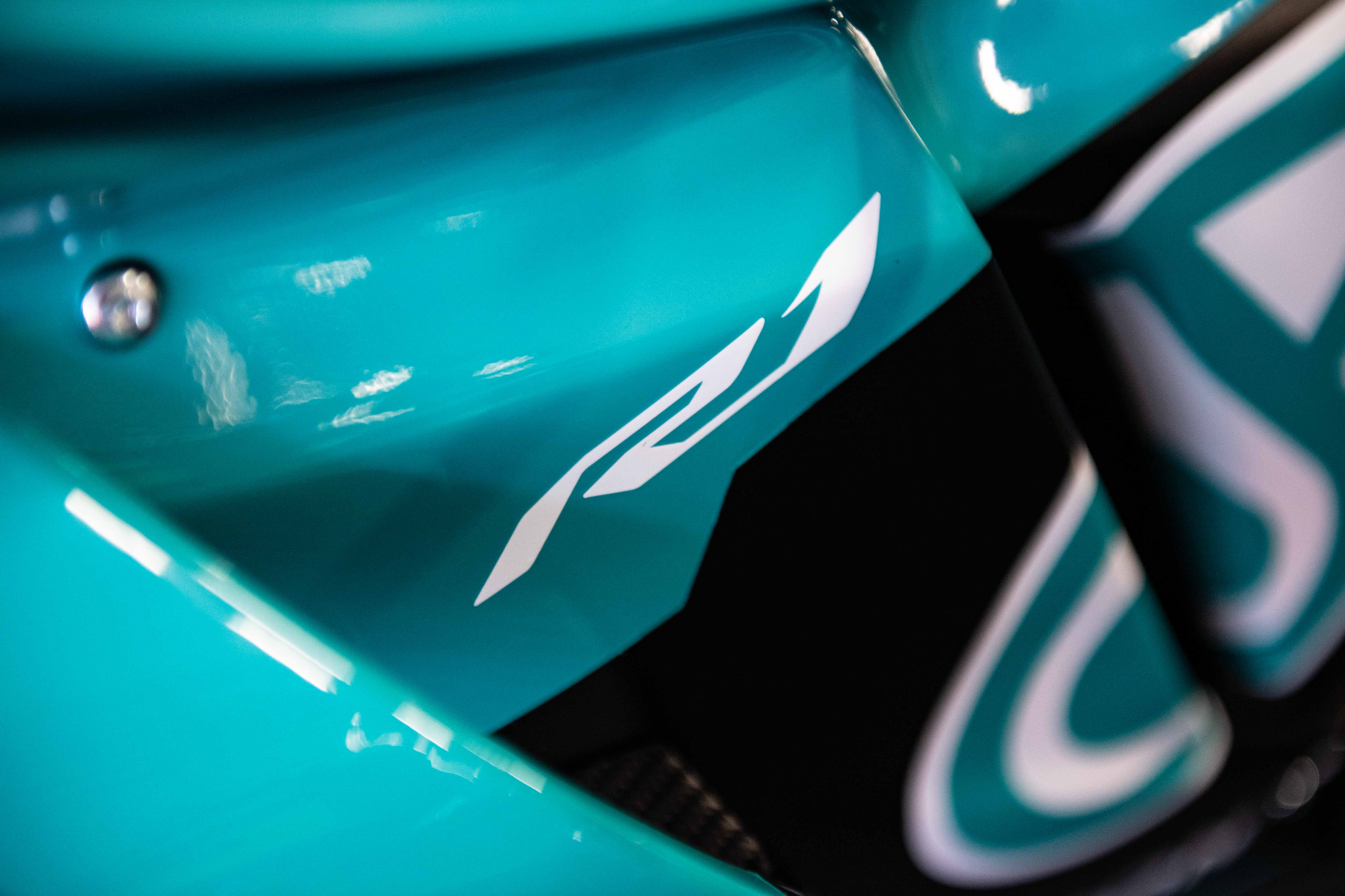 Yamaha R1M 2020 Réplica Petronas Detalle R1
