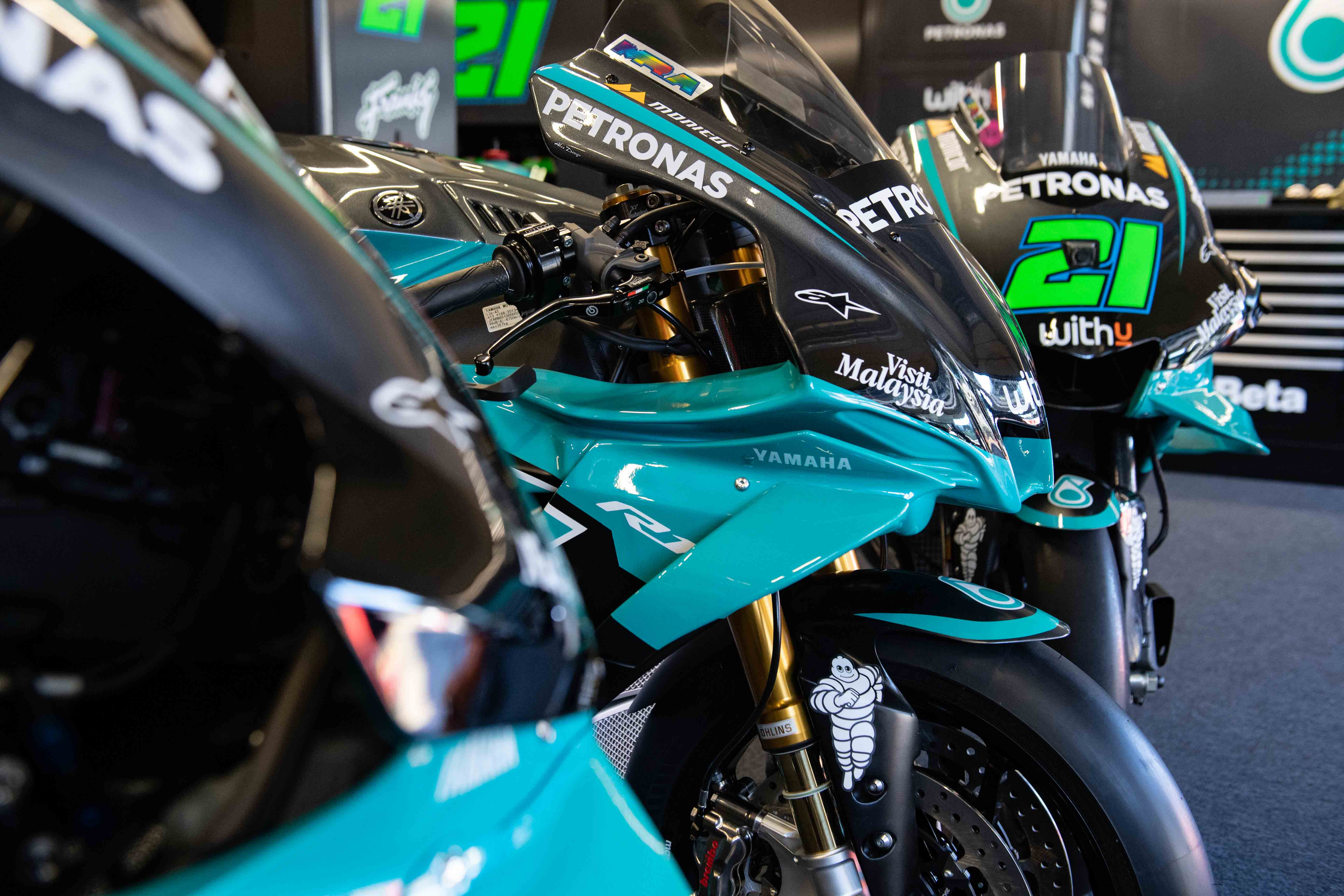 Yamaha R1M 2020 Réplica Petronas