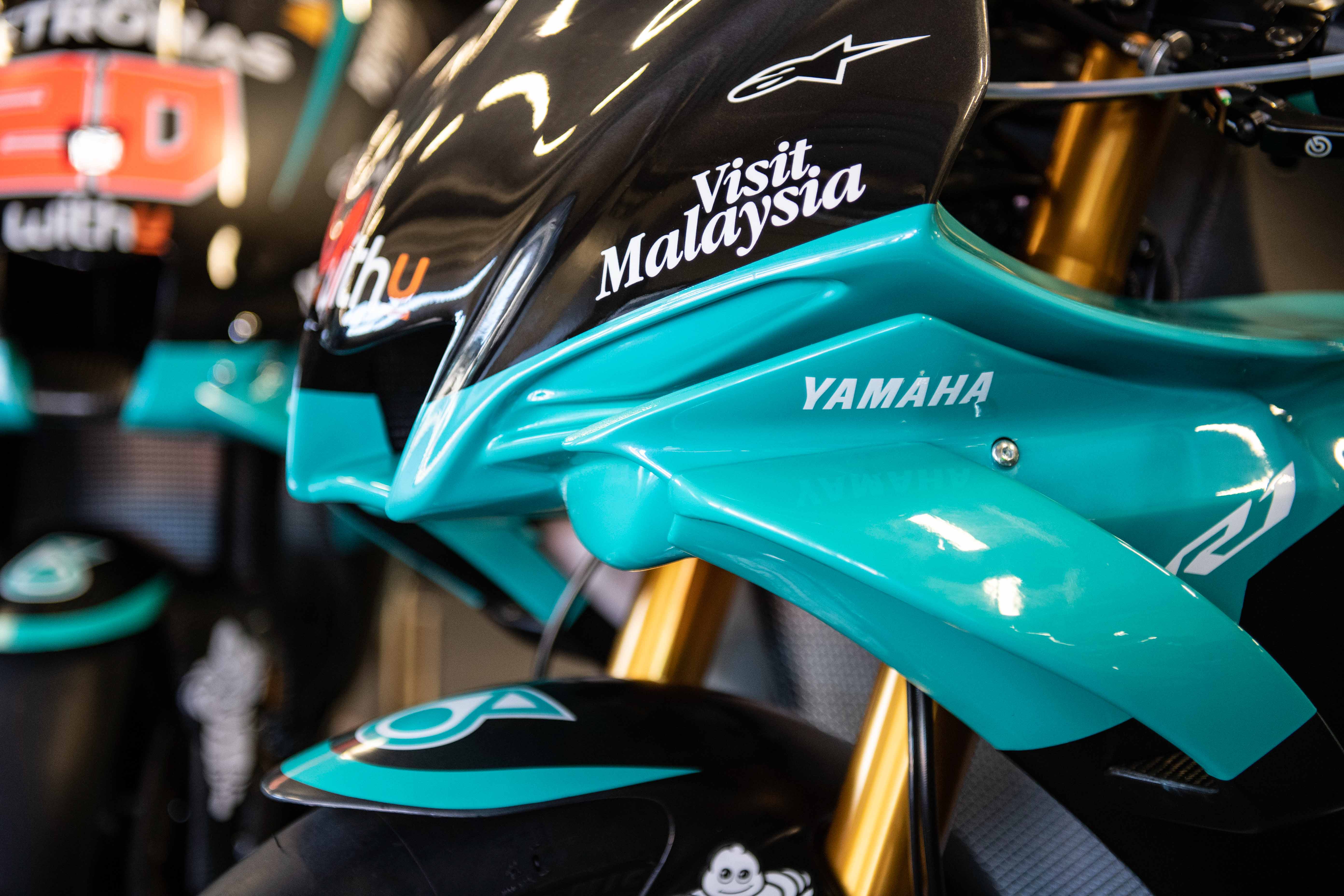 Yamaha R1M 2020 Réplica Petronas