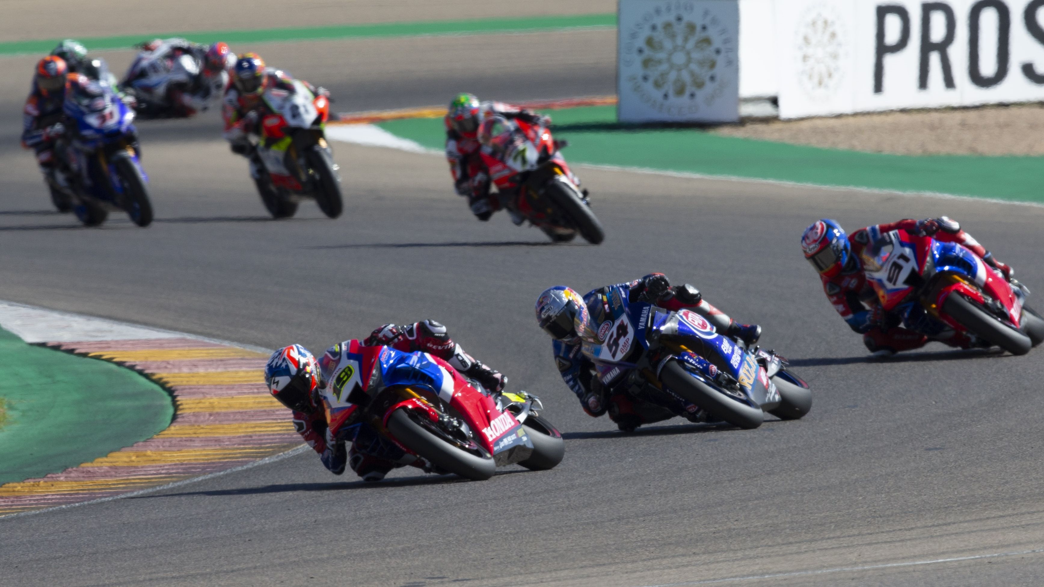 Álvaro Bautista, Toprak Razgatlioglu y Leon Haslam