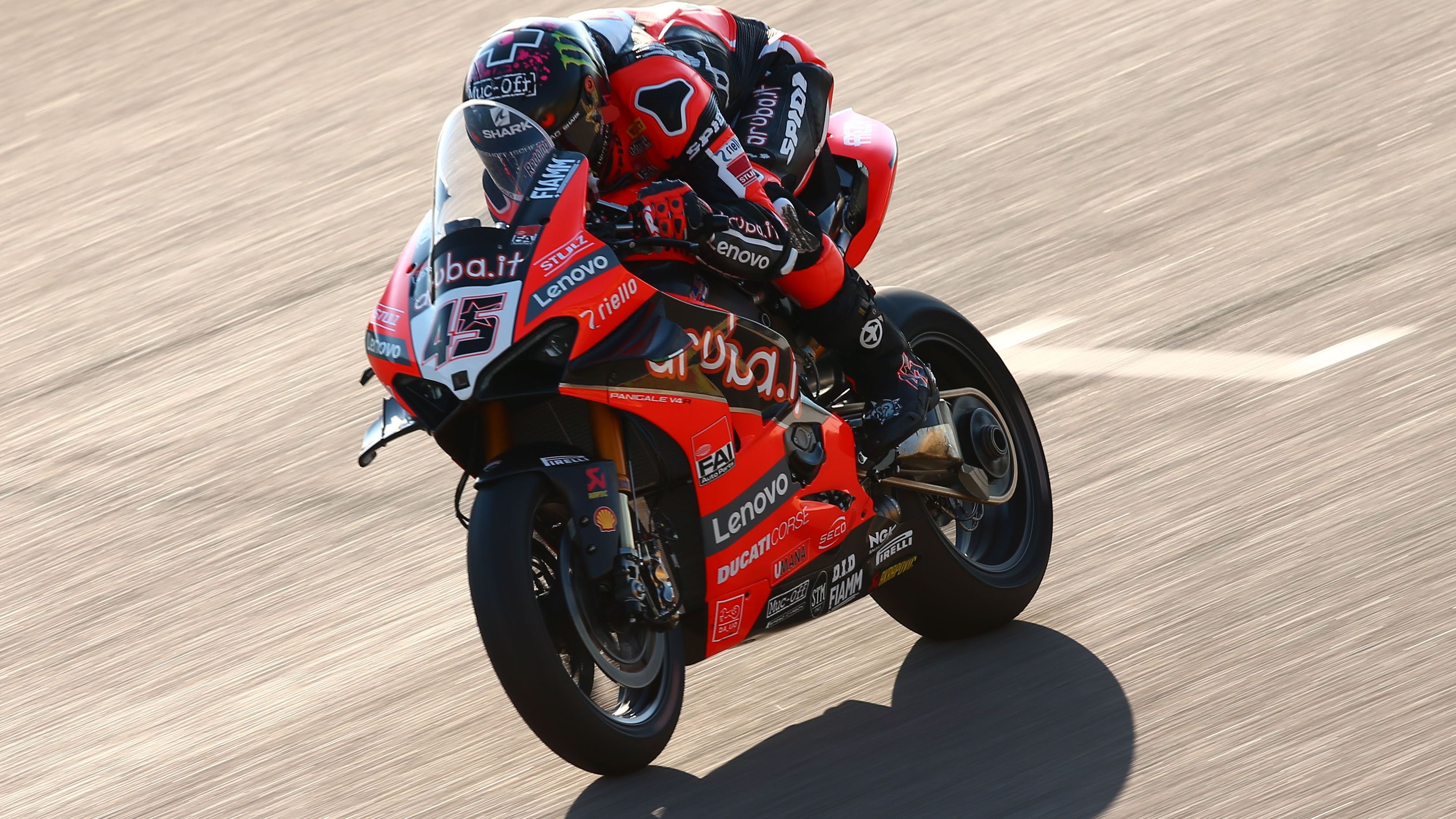 Scott Redding se ha hecho con la carrera Superpole en Teruel