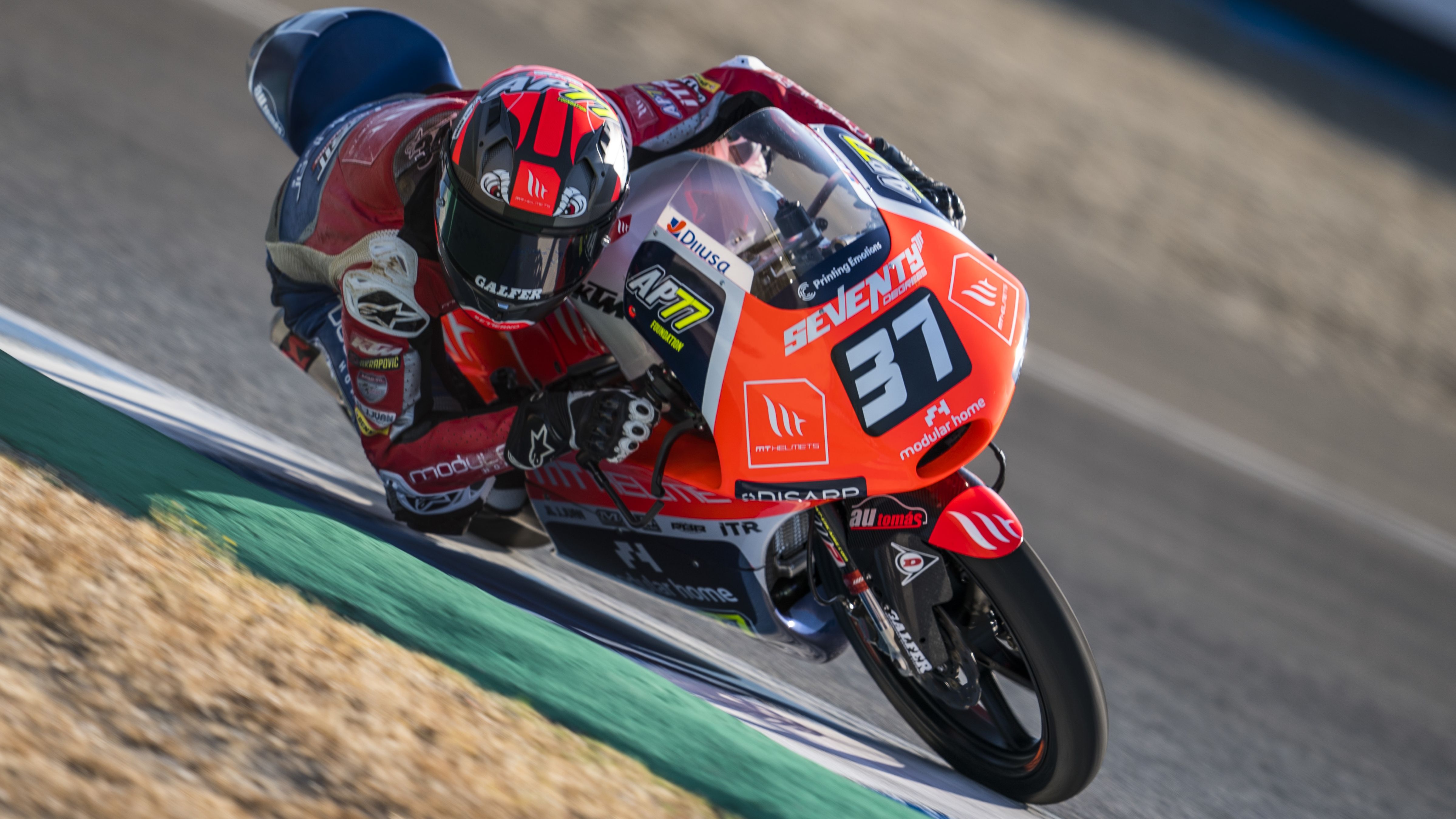 Pedro Acosta en el Mundial Junior de Moto3 (Foto: Manu Tormo).