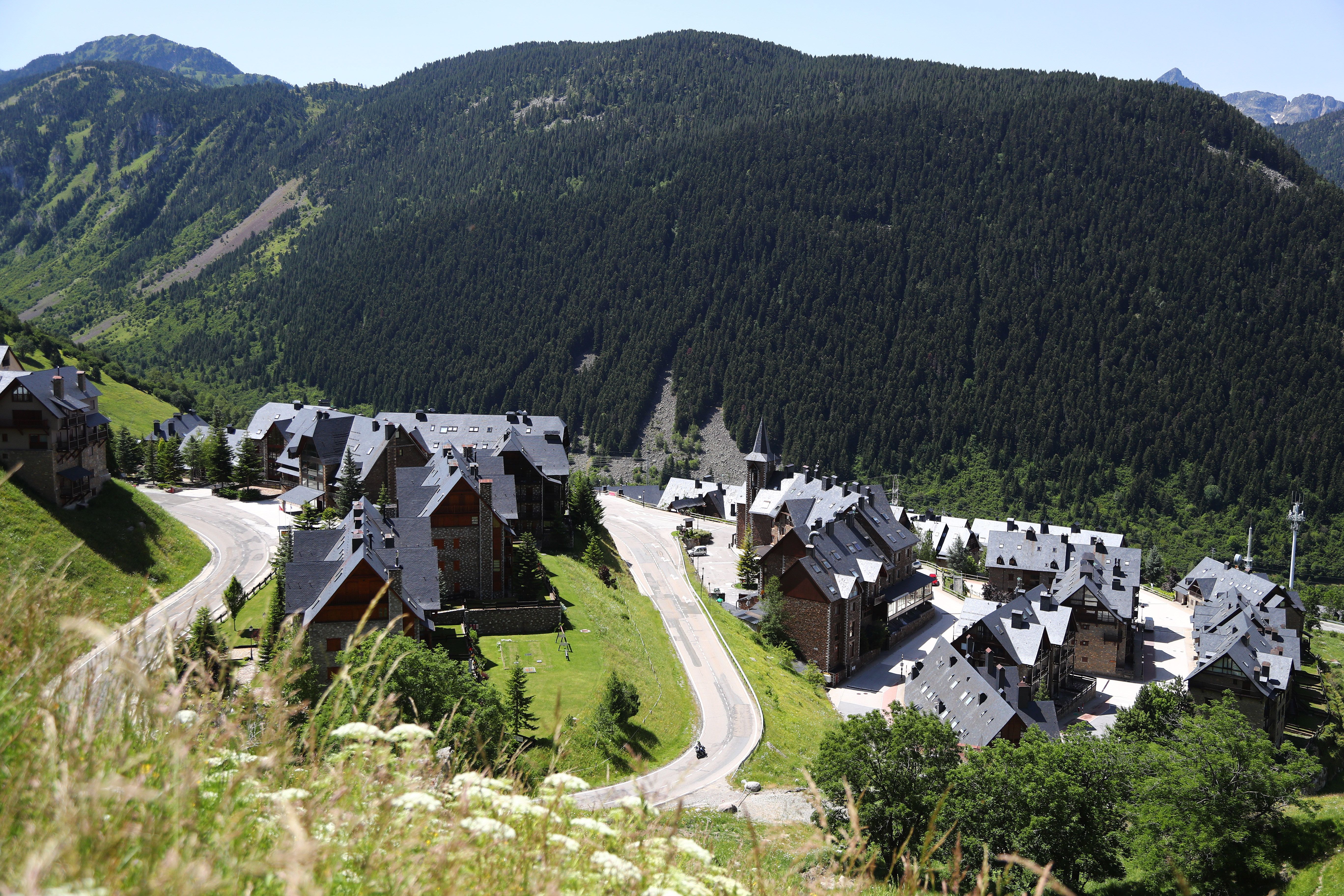 Mototurisme Lleida. De la Vall D’Aran a la Cerdanya: Entre valles y puertos