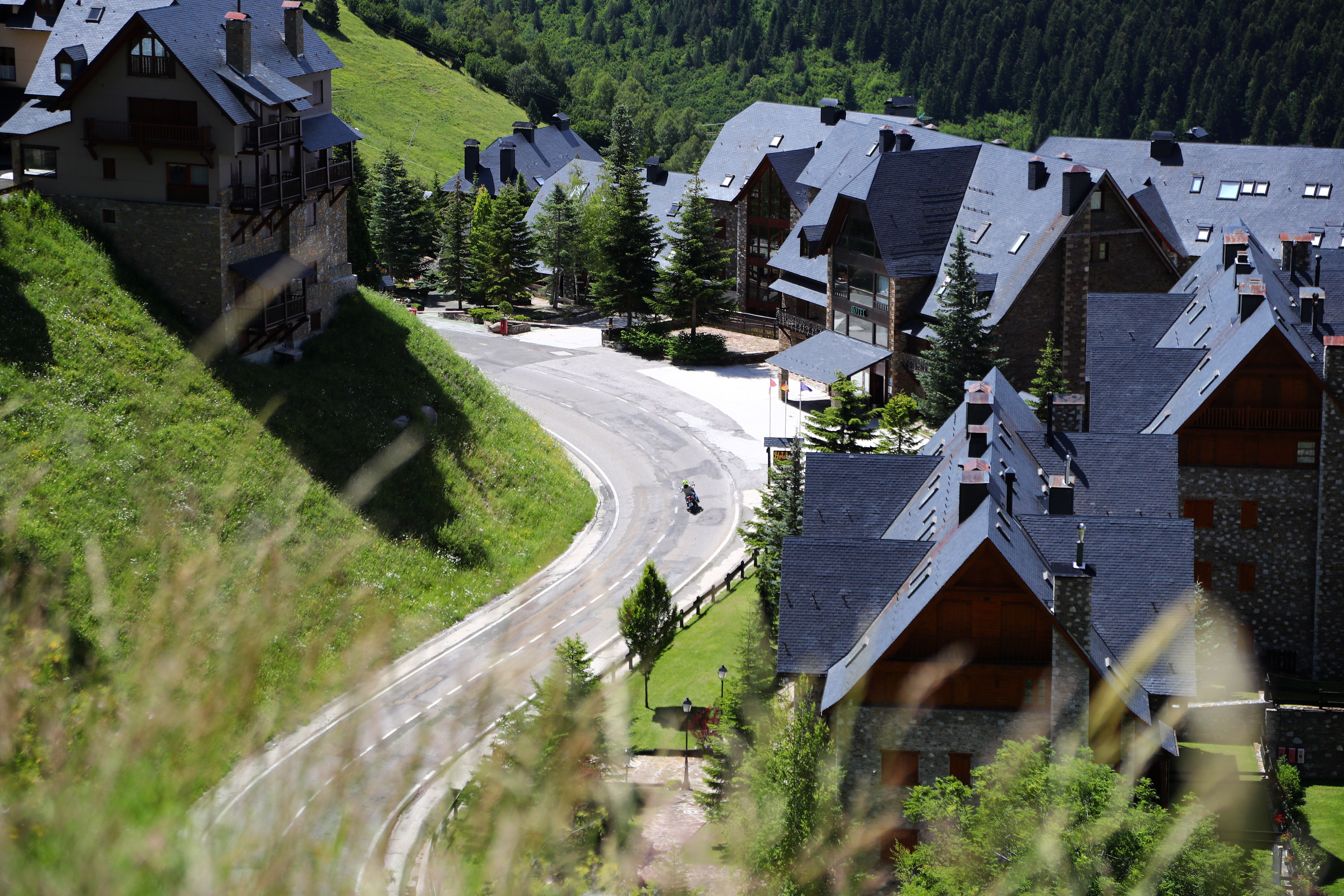 Mototurisme Lleida. De la Vall D’Aran a la Cerdanya: Entre valles y puertos