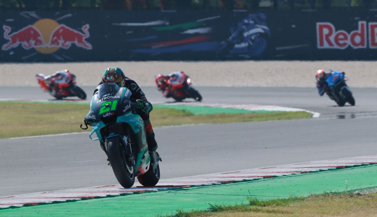 Franco Morbidelli amasó una sólida ventaja en la parte media de carrera Franco Morbidelli amasó una sólida ventaja en la parte media de carrera