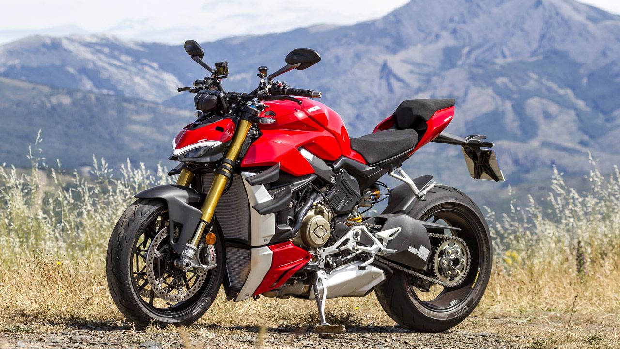Ducati Streetfighter V4S