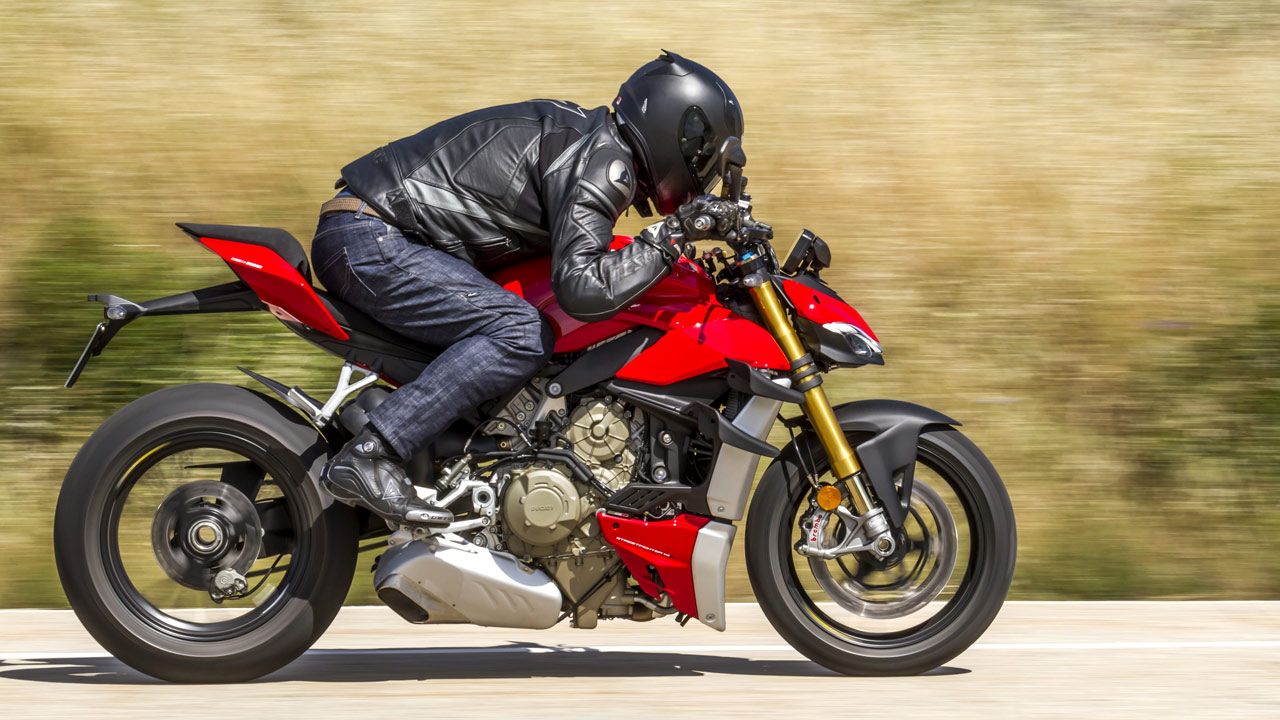 Ducati Streetfighter V4S