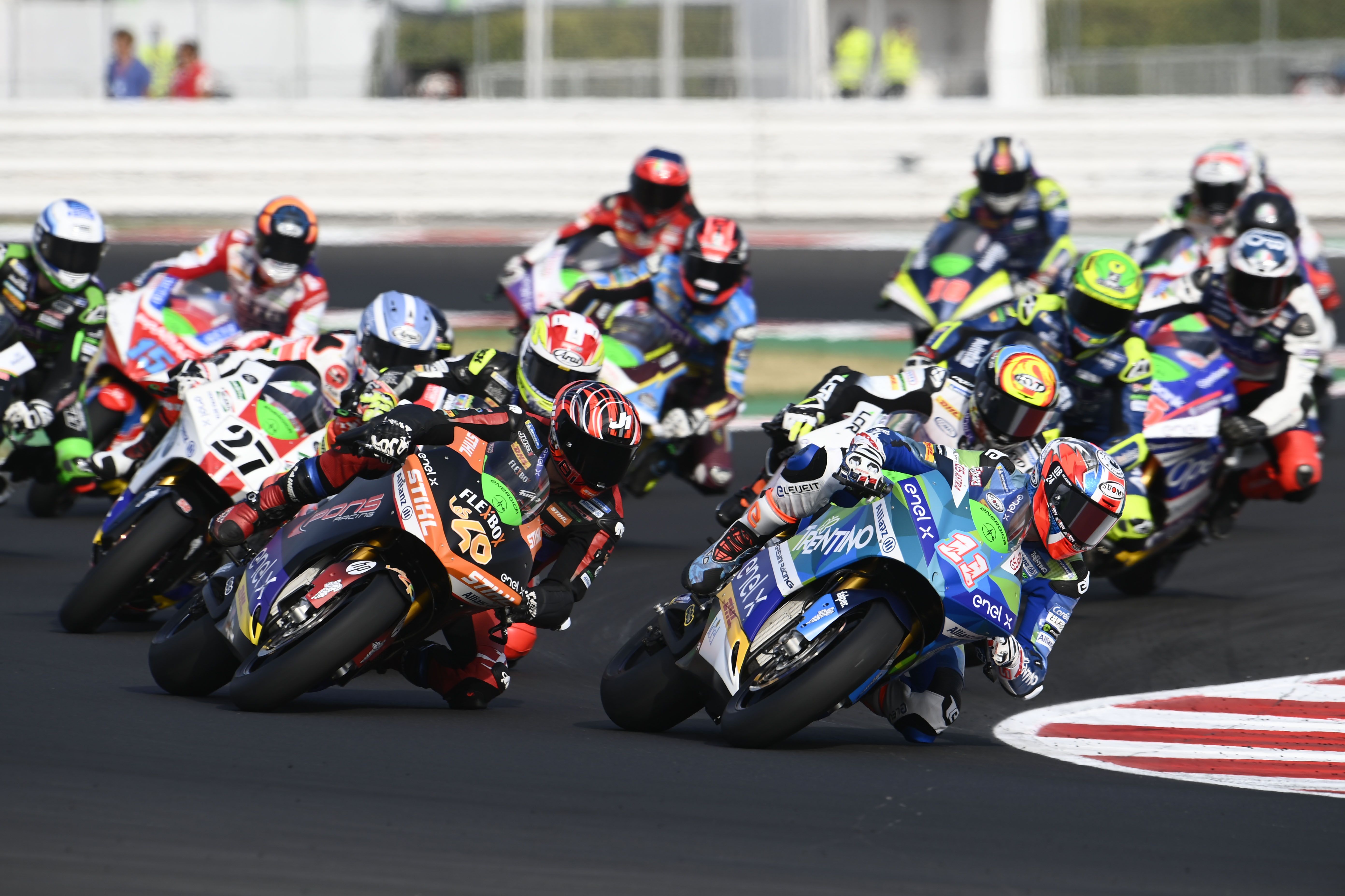 Matteo Ferrari ha ganado la segunda carrera de MotoE en el Gran Premio de Emilia-Romaña.