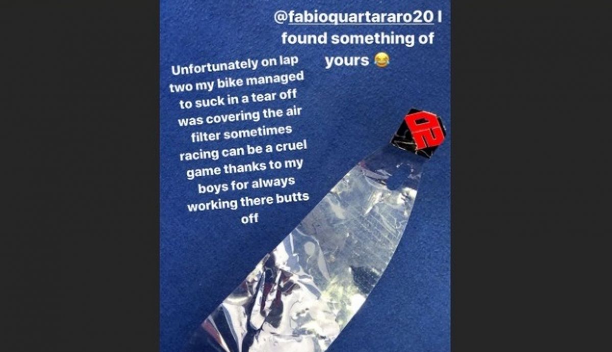 El tear off de Fabio Quartararo se coló en la moto de Jack Miller.