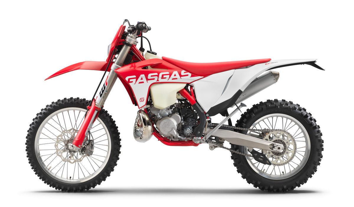 EC 300 90de le MY2021