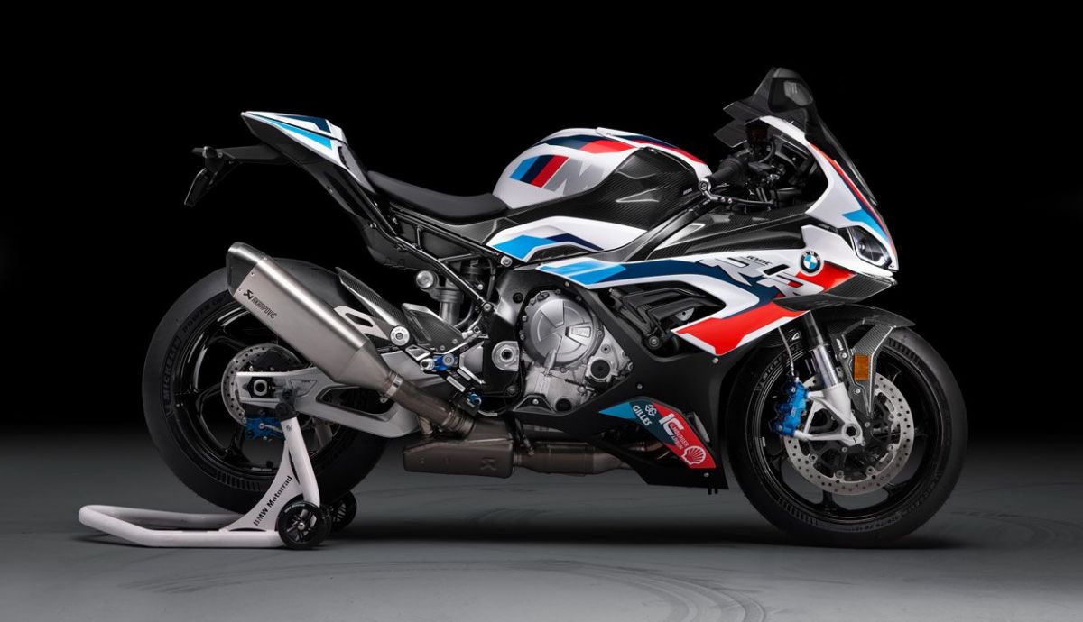 BMW M1000RR 2021 (8) BMW M1000RR 2021 (8)