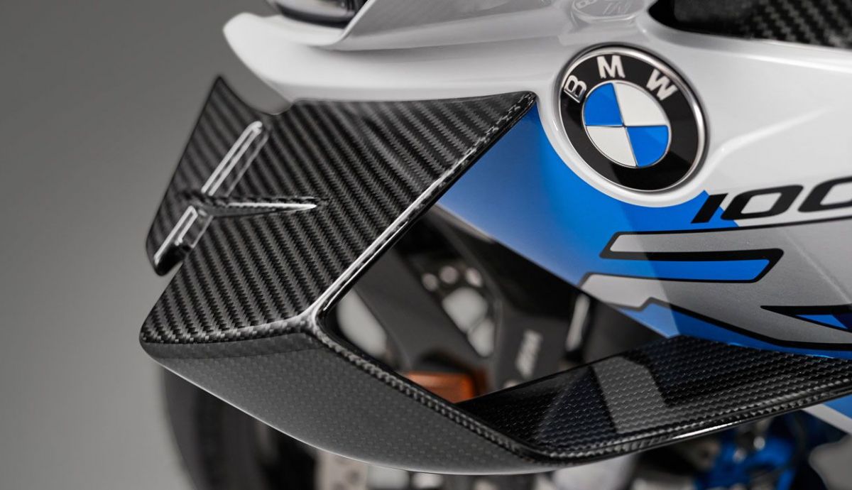 BMW M1000RR 2021 (14) BMW M1000RR 2021 (14)