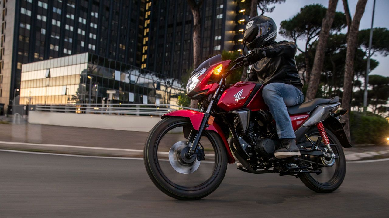 Honda CB125F 20121 (5)