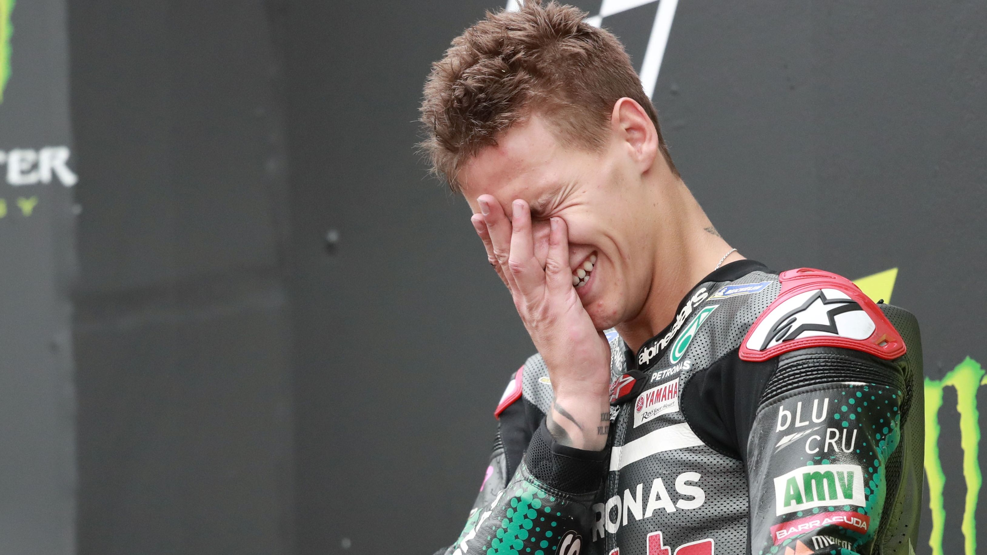 Fabio Quartararo rompe a llorar en el podio de Catalunya