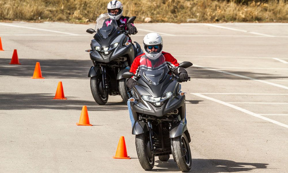 Experiencia Tricity 300: Practicando slalom