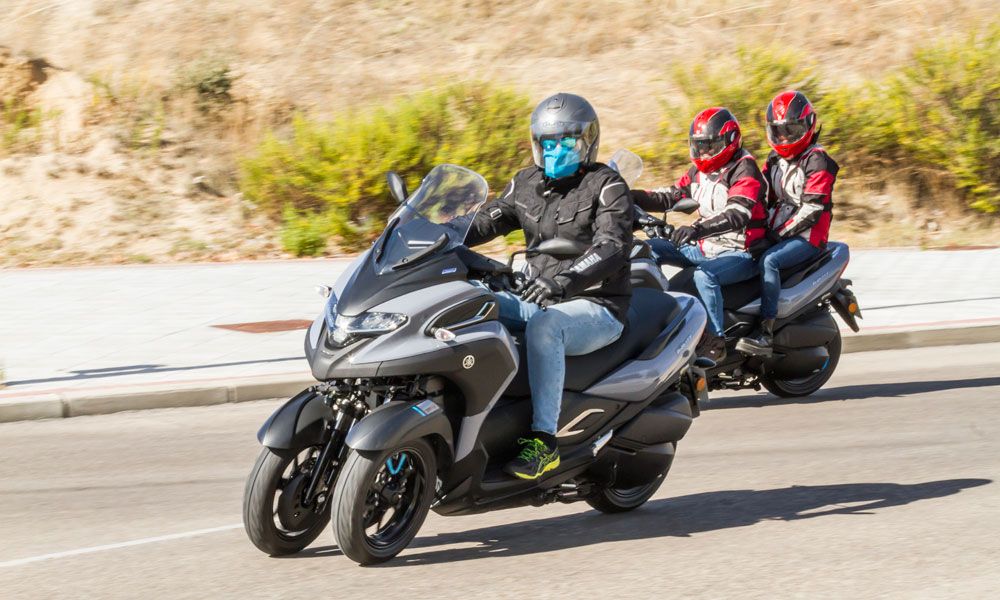 La nueva Yamaha Tricity 300 en acción