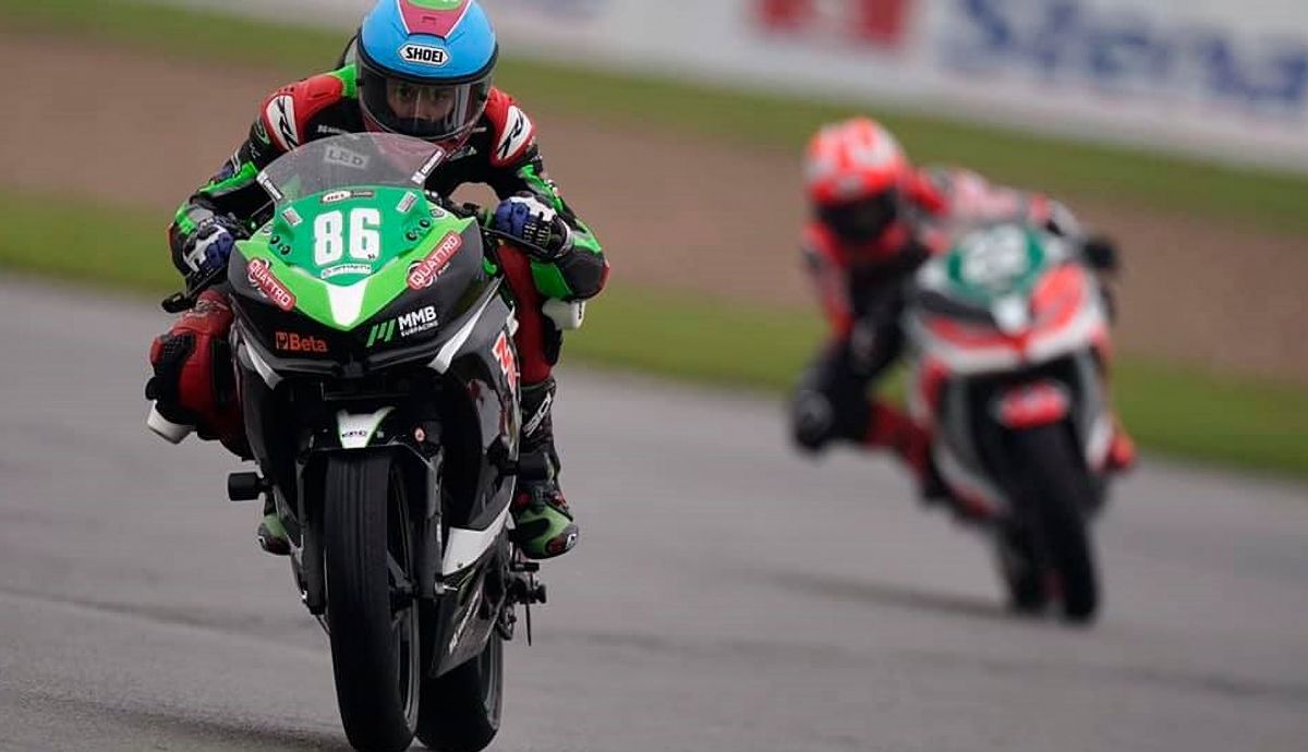 Owen Jenner se ha llevado el título de campeón británico de Junior Supersport 2020