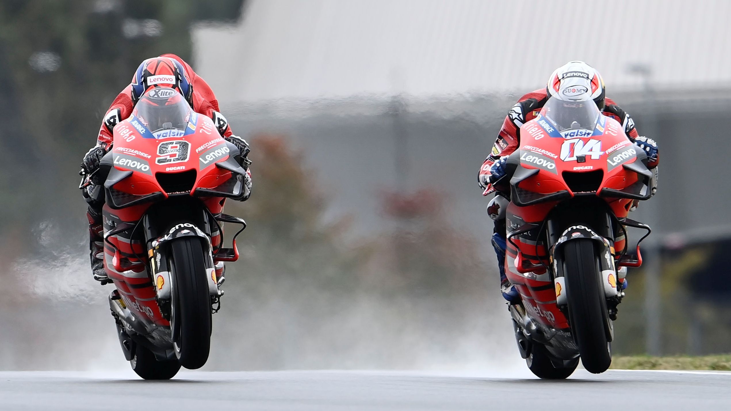 Danilo Petrucci y Andrea Dovizioso en paralelo