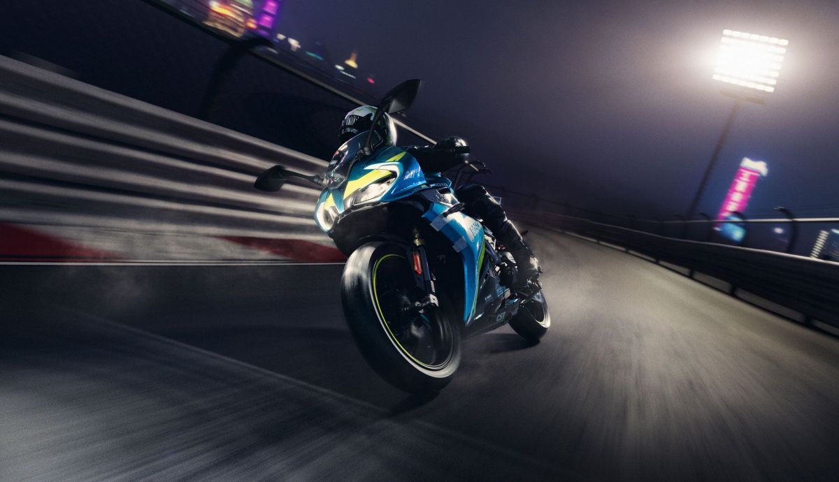CFMoto 300 SR 2 CFMoto 300 SR 2
