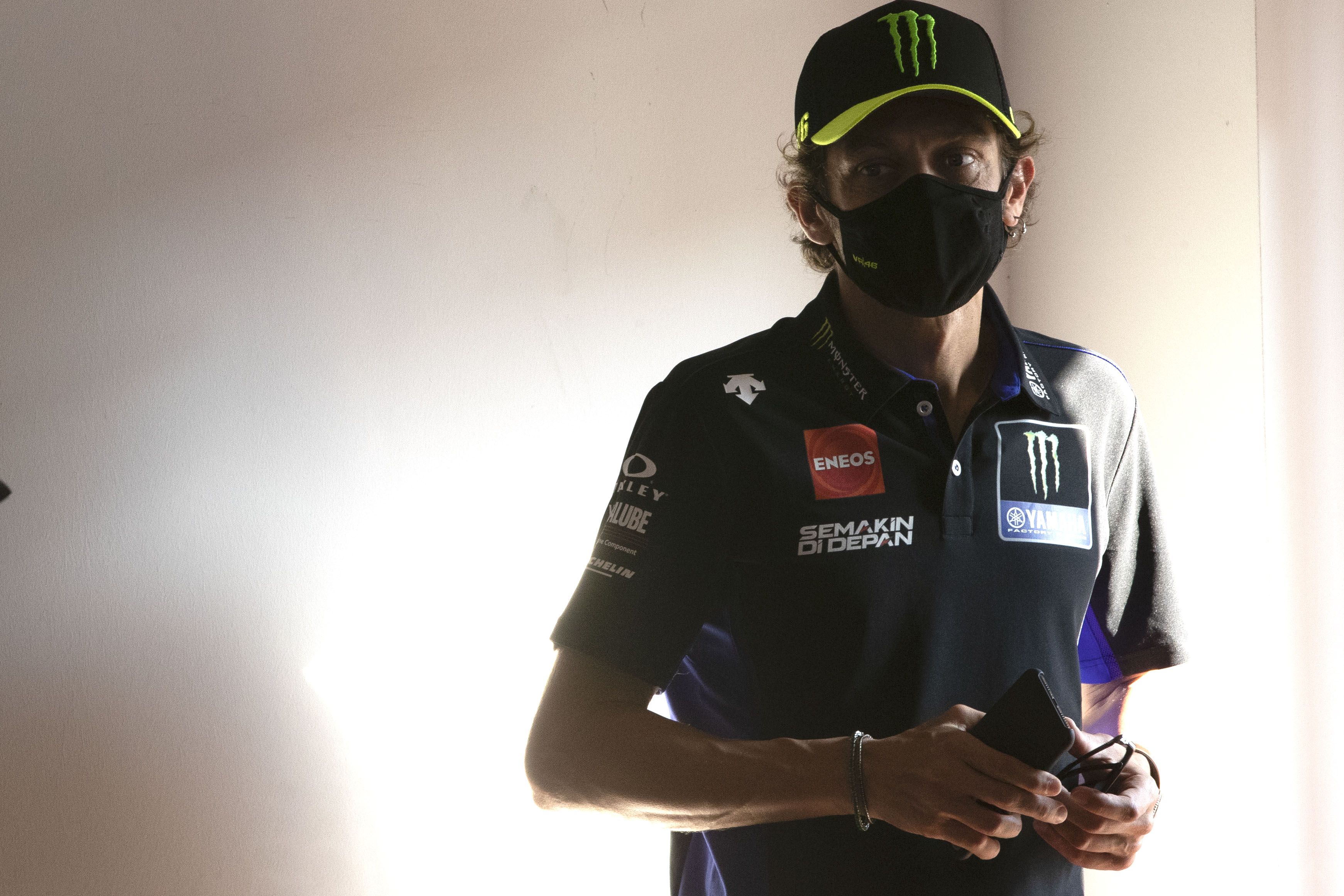 valentino rossi positivo covid