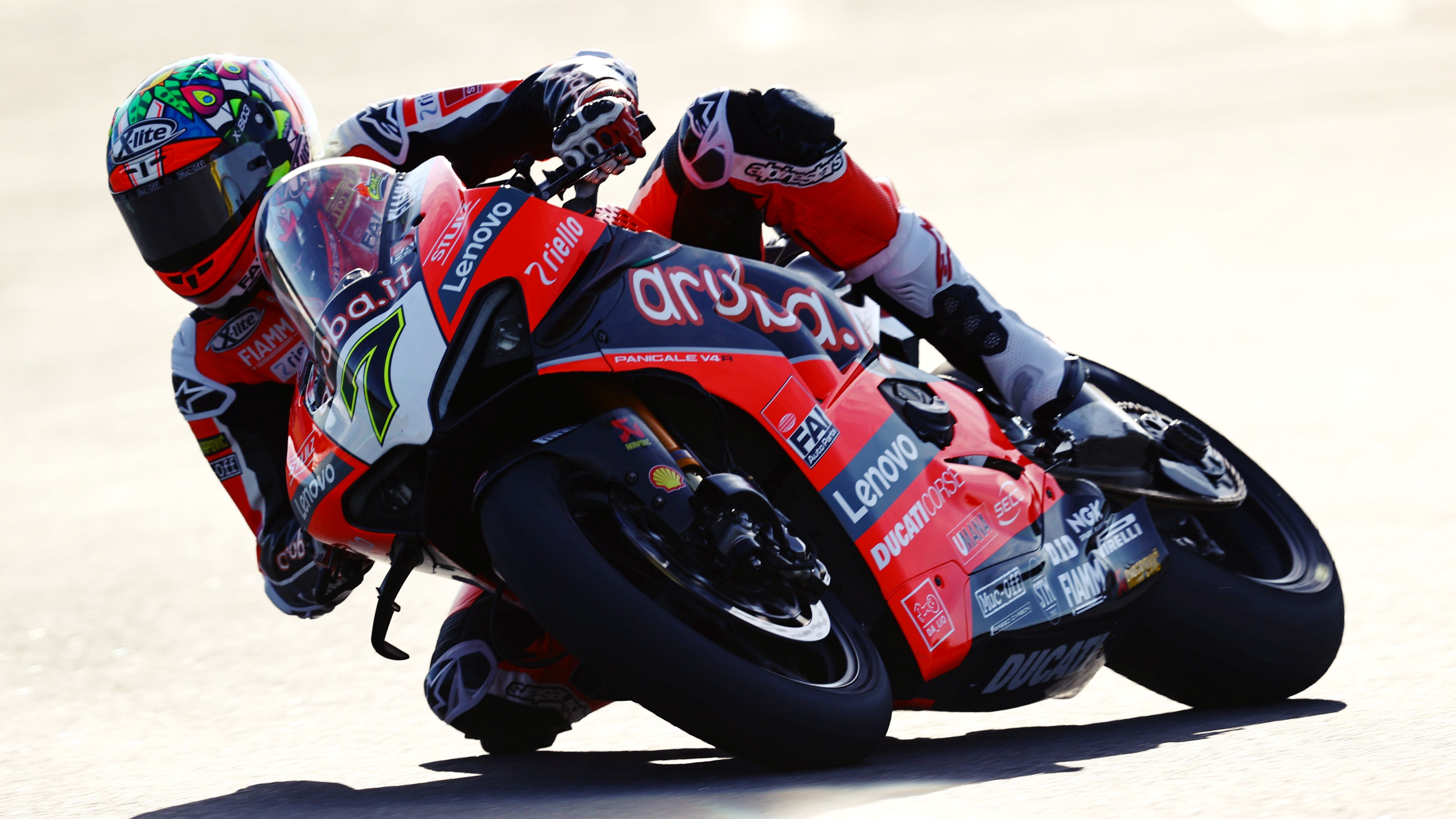Chaz Davies se despide de Ducati con una victoria