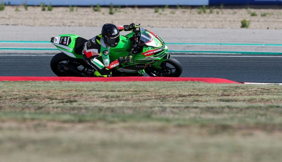 Eric Fernández se llevó la victoria en la única carrera de SBK Junior Eric Fernández se llevó la victoria en la única carrera de SBK Junior