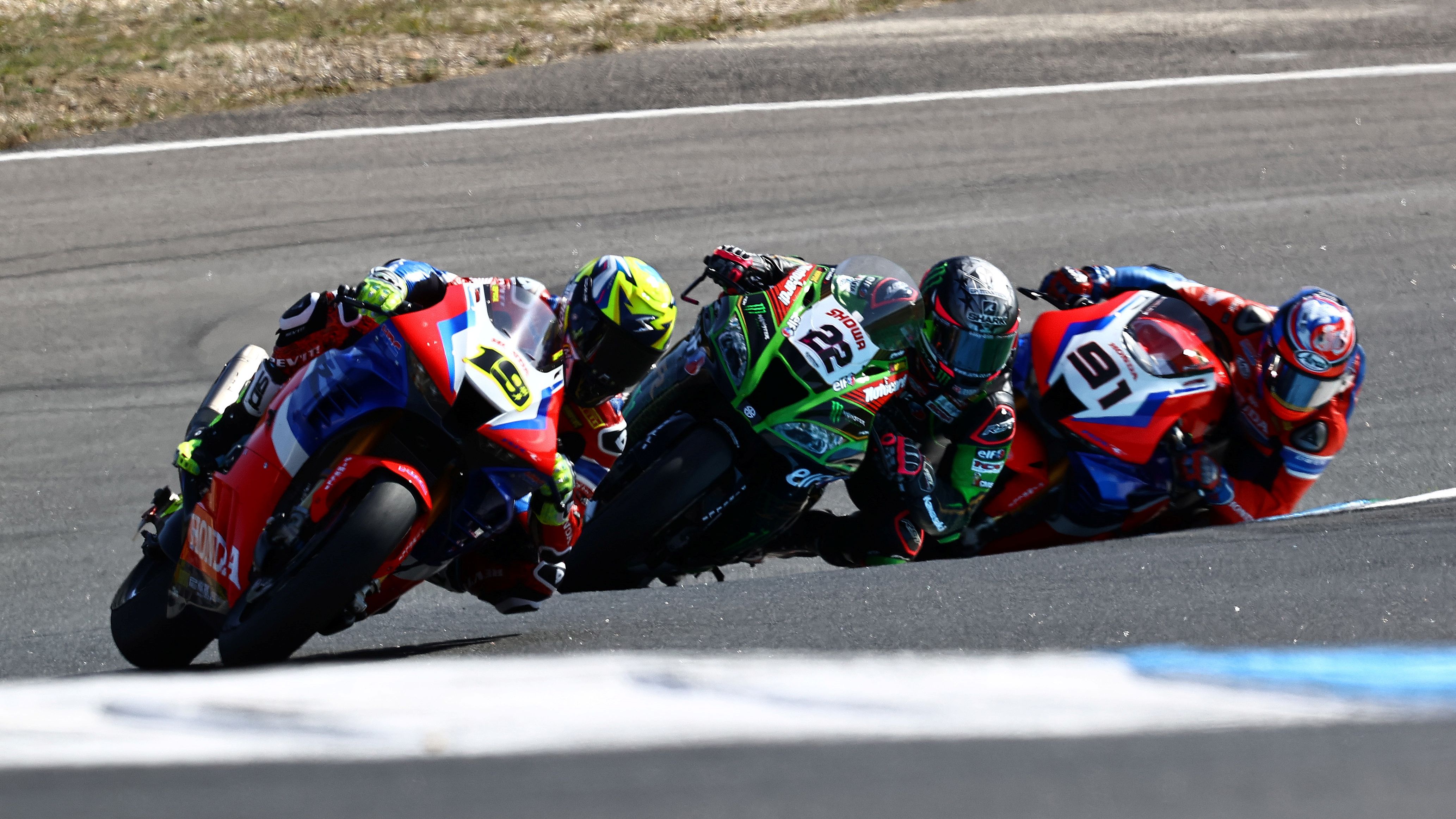 Álvaro Bautista, Alex Lowes y Leon Haslam