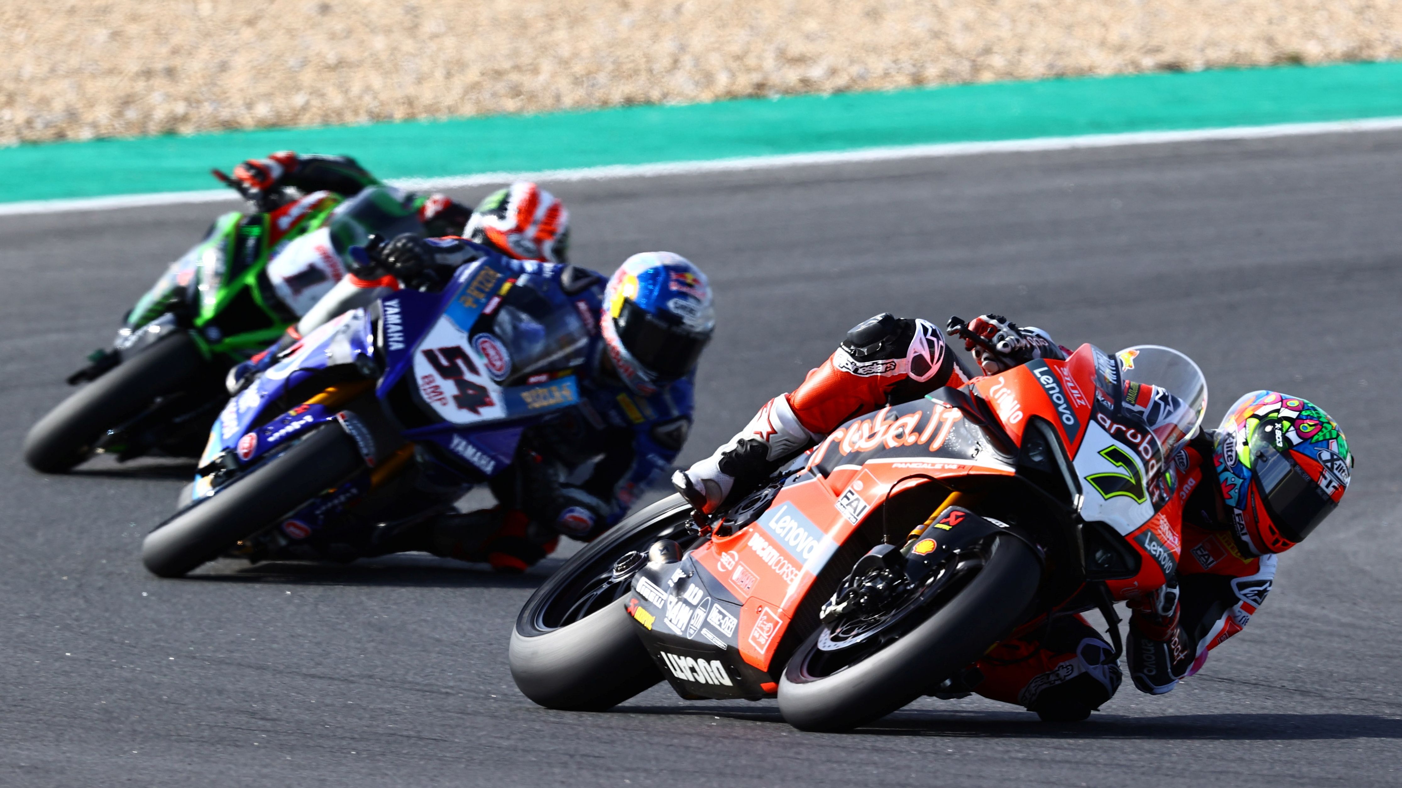 Chaz Davies seguido por Toprak Razgatlioglu y Jonathan Rea