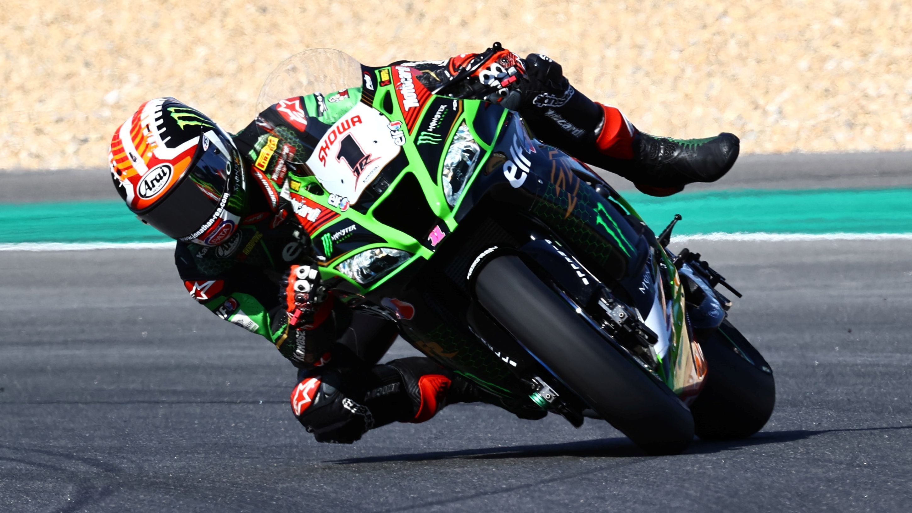Jonathan Rea a punto de caerse