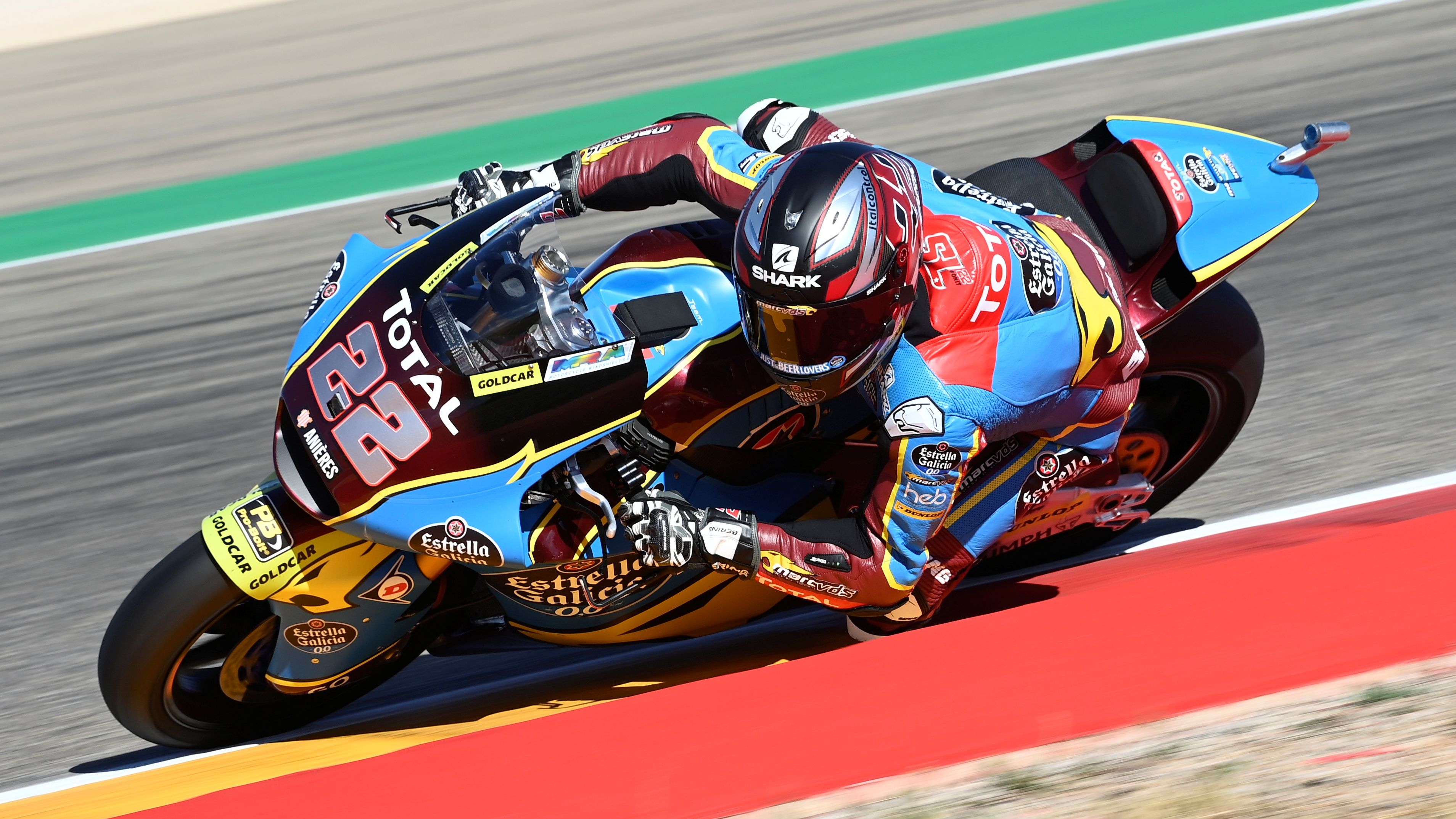 Sam Lowes sigue en racha y ha sido el más rápido del viernes en Teruel