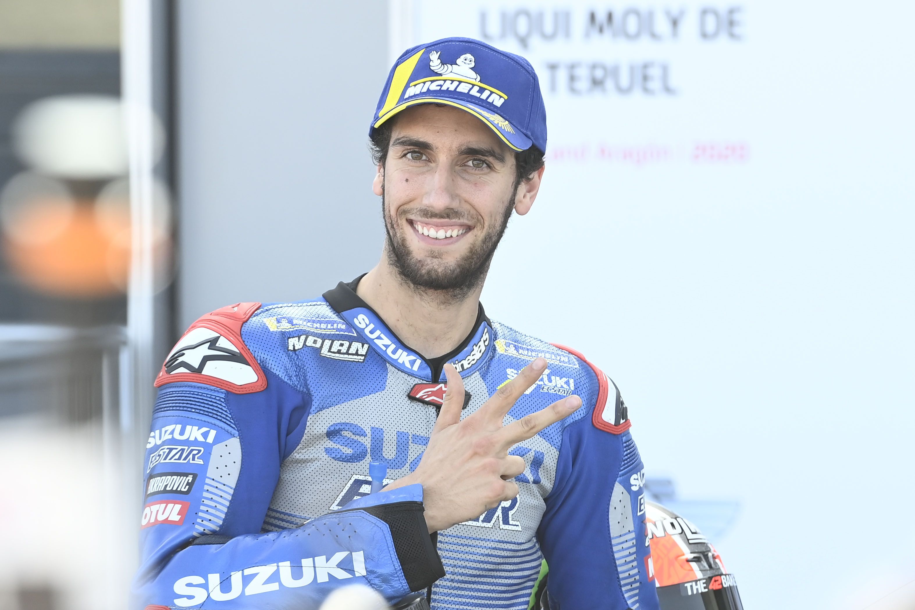 Álex Rins por fin ha logrado la ansiada primera fila que buscaba desde hace un año.