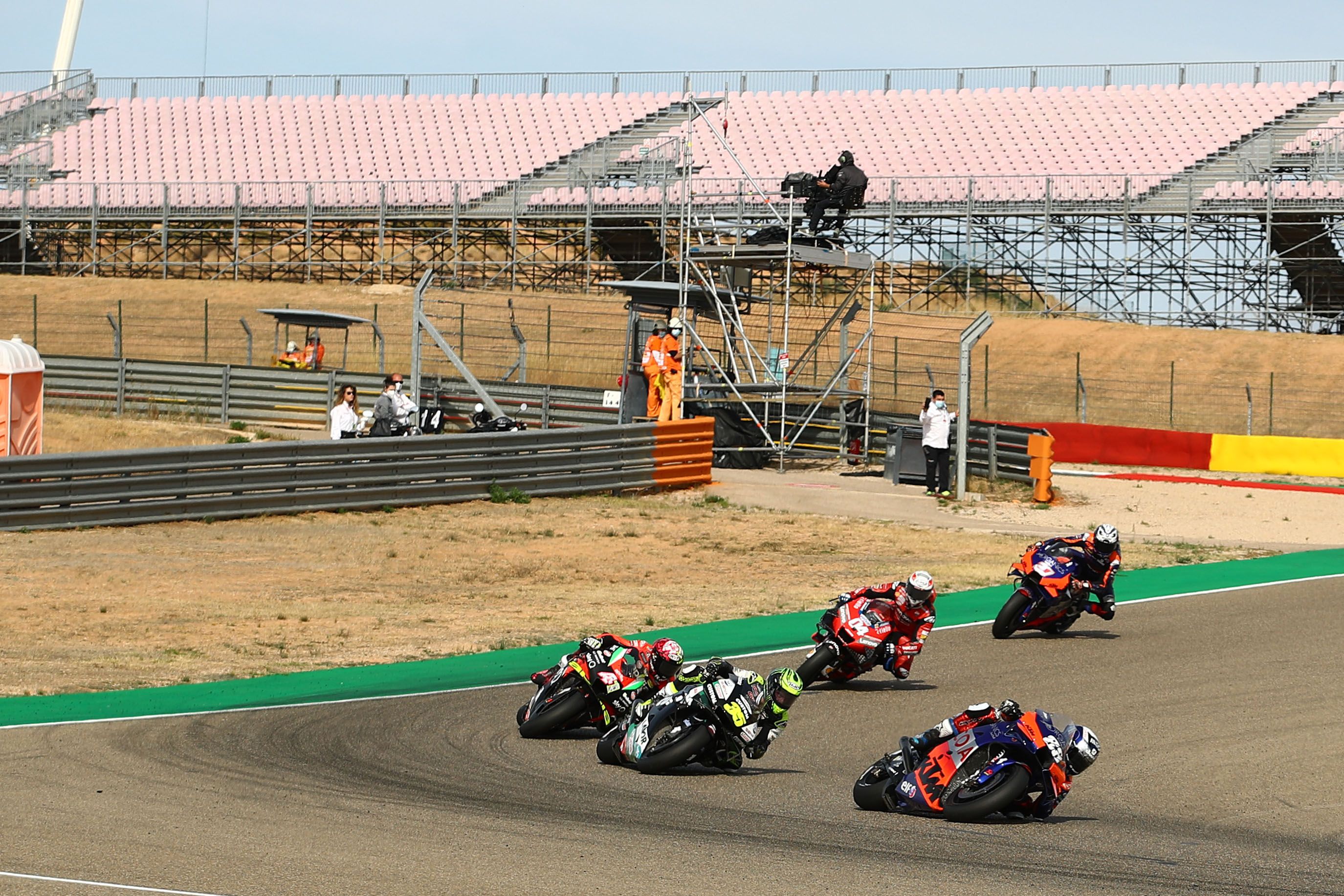 Miguel Oliveira, Cal Crutchlow, Aleix Espargaró, Andrea Dovizioso e Iker Lecuona
