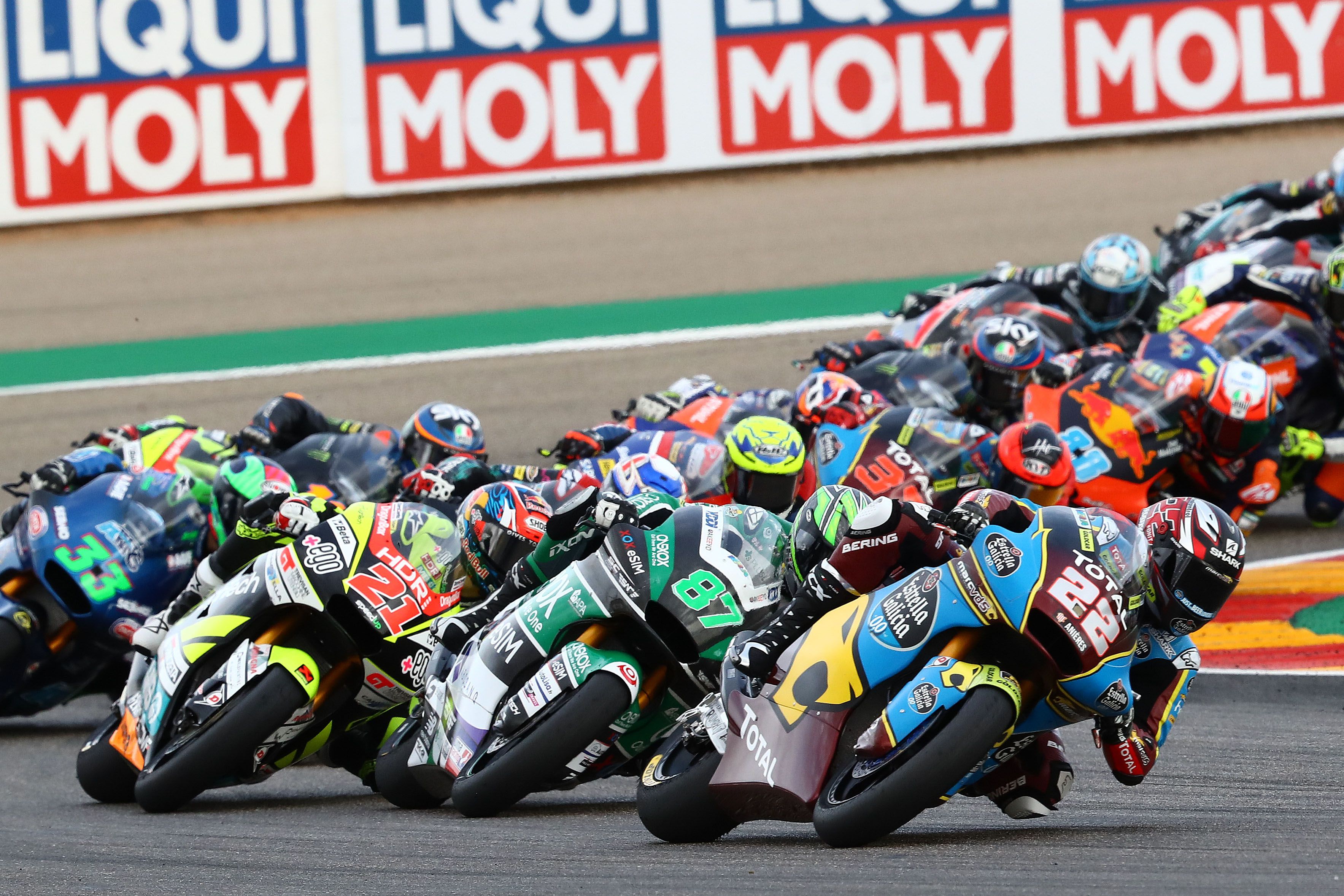 Sam Lowes lidera al inicio ante Remy Gardner y Fabio Di Giannantonio