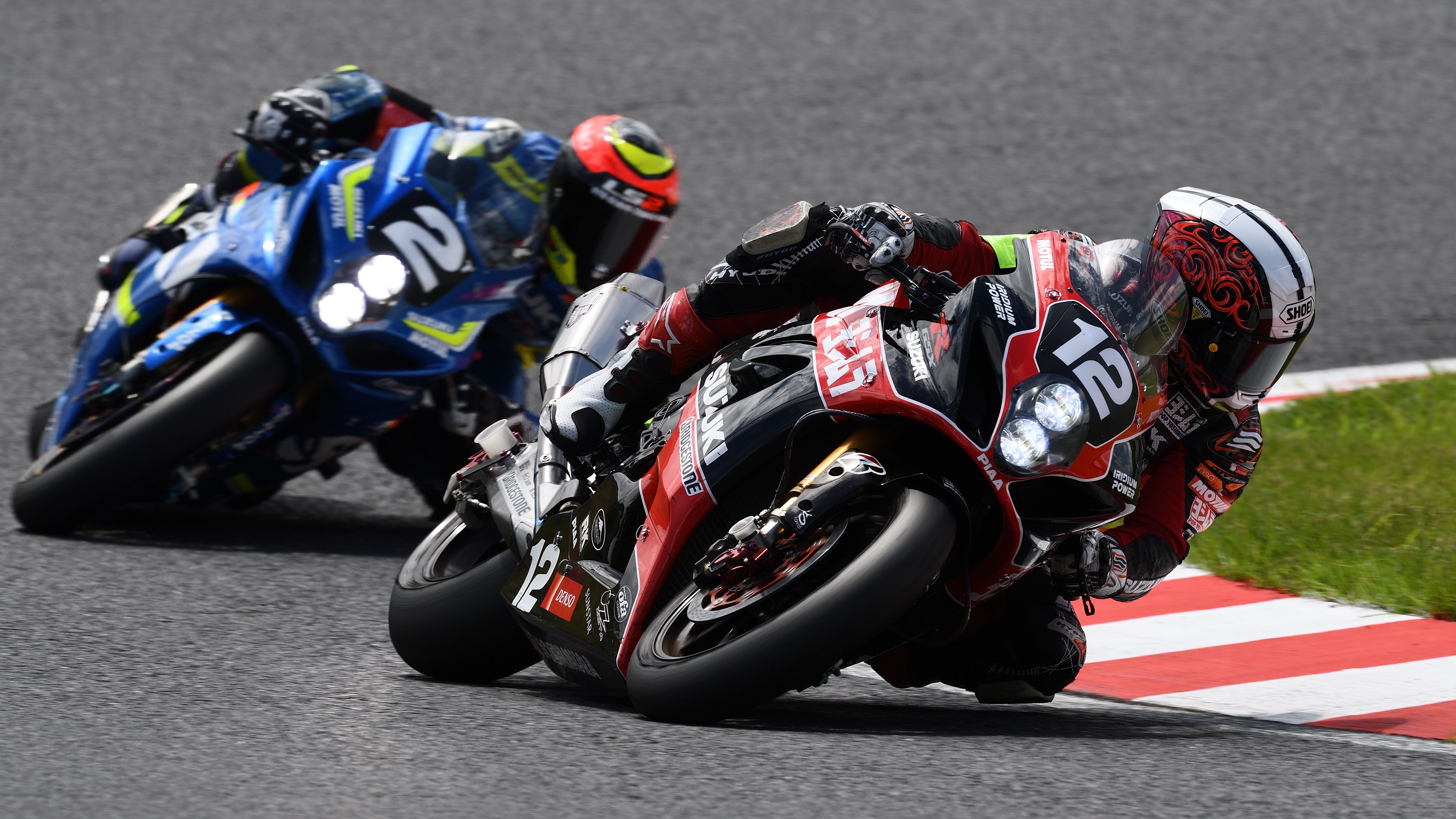 El Yoshimura seguido por el SERT en las últimas 8 horas de Suzuka