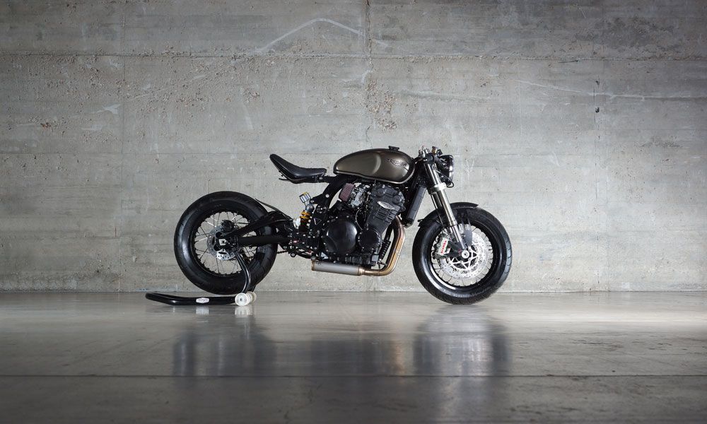 Triumph Trophy 1200 Throwback