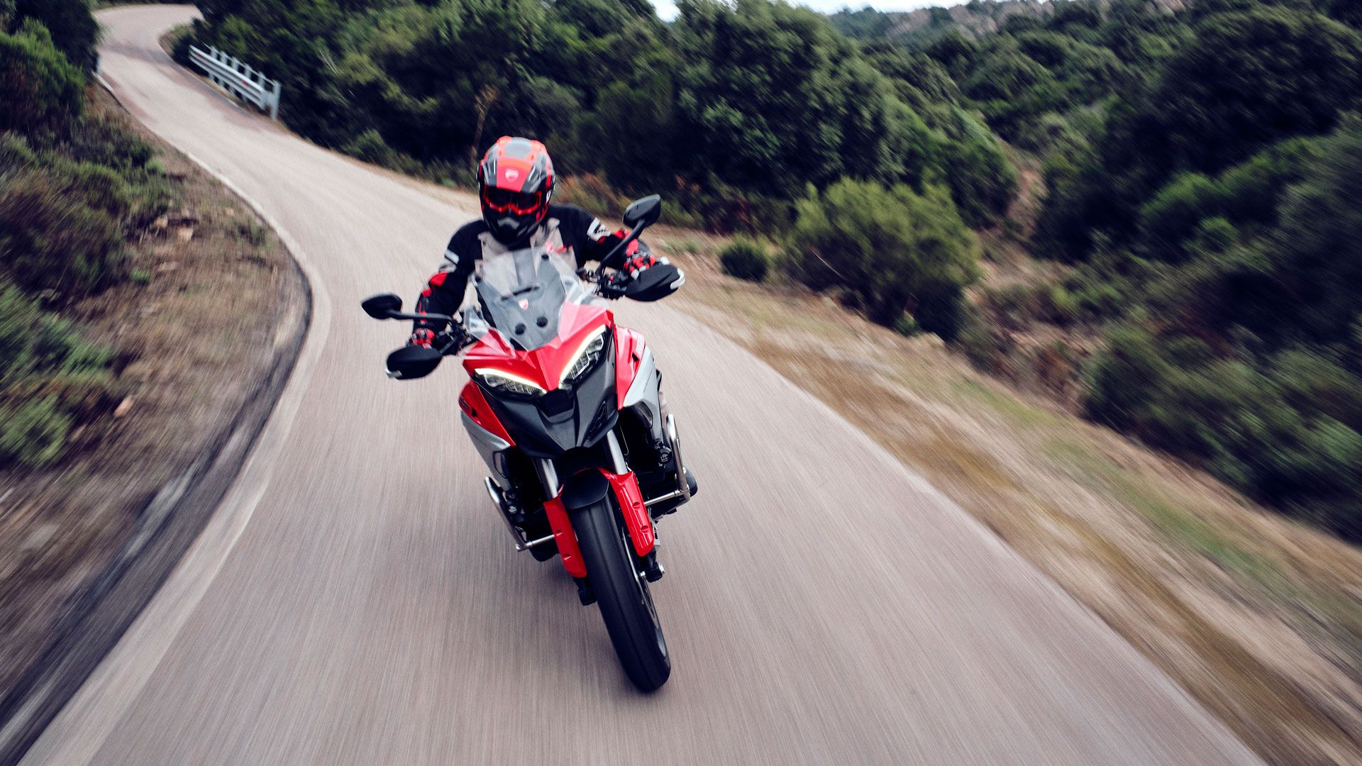 Ducati Multistrada V4 2021 (2)