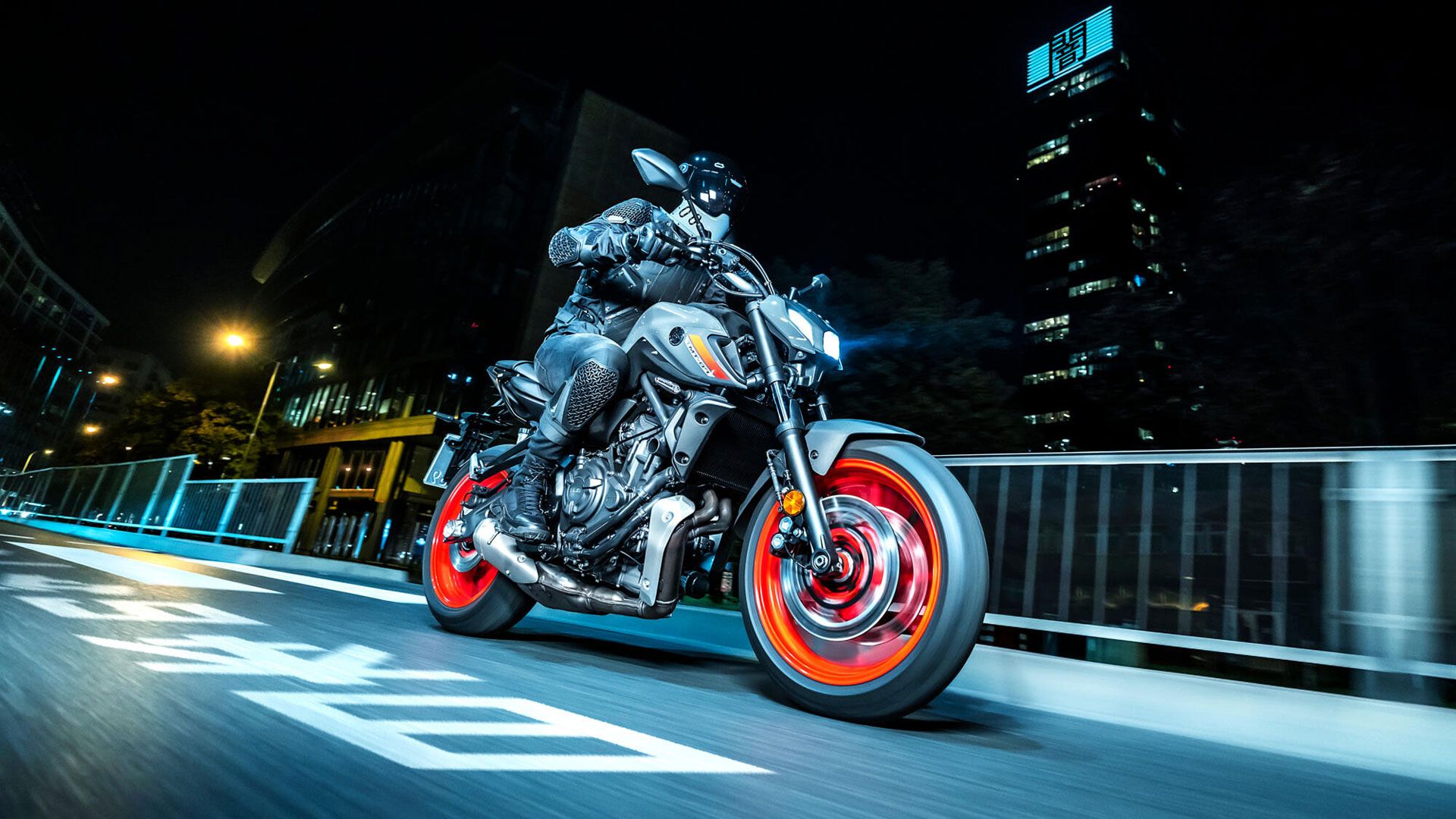 Yamaha MT 07 2021 (2)