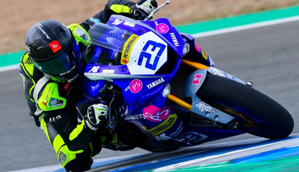 Fermín Aldeguer se llevó la victoria en su debut en Supersport Fermín Aldeguer se llevó la victoria en su debut en Supersport