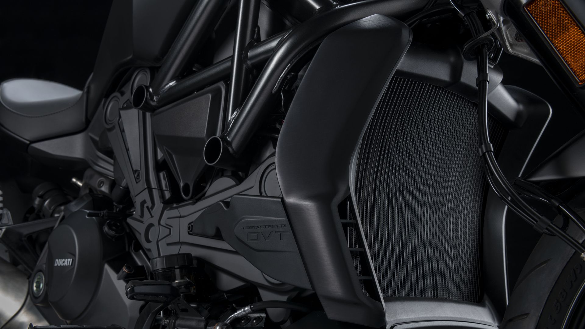 Ducati XDiavel Dark 2021 07